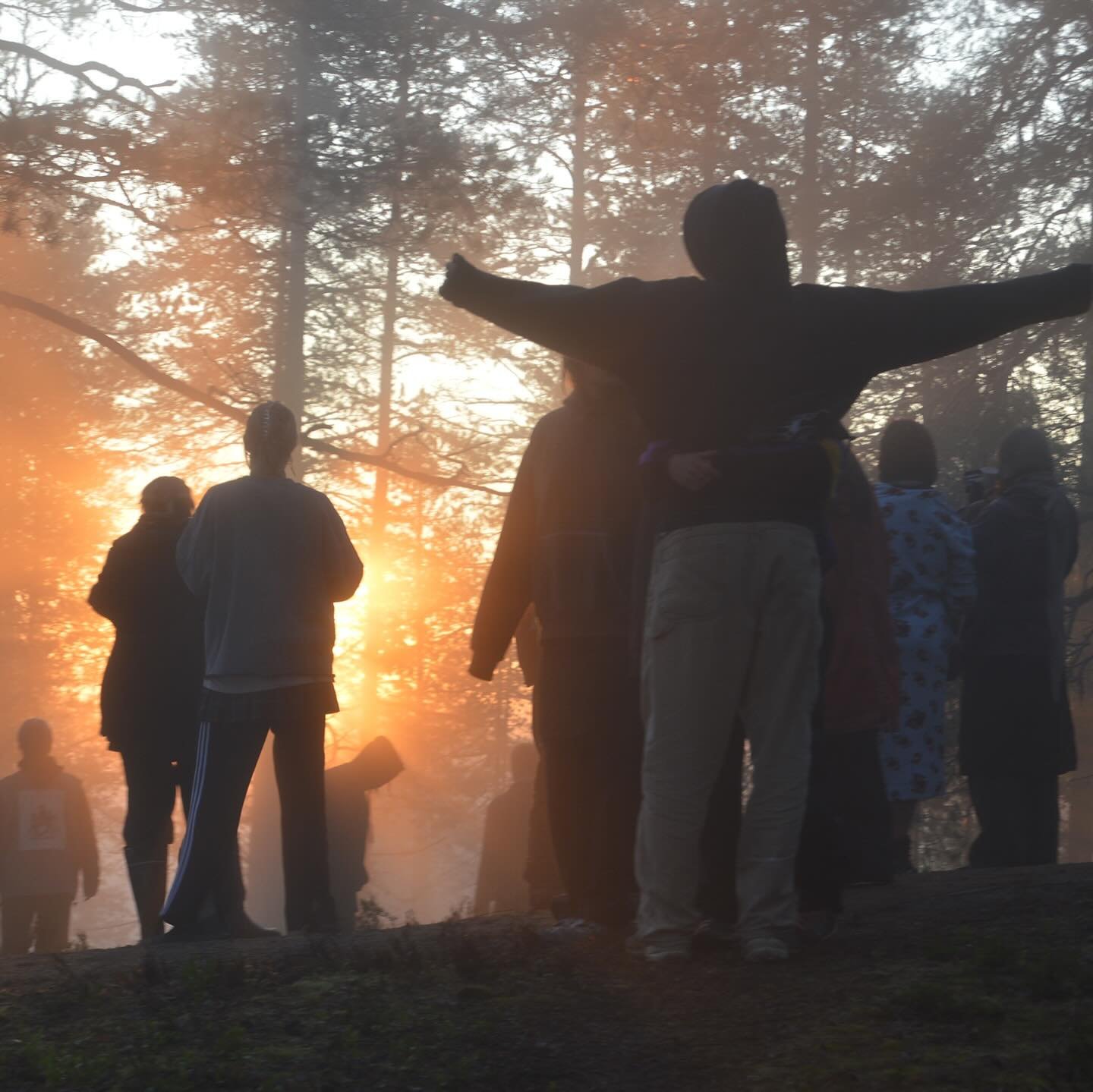 Kiitos ensimm&auml;isest&auml; Soiva mets&auml; -festivaalista kaikille vieraille, talkoolaisille, taiteilijoille, esiintyjille, ty&ouml;pajojen ohjaajille, yhteisty&ouml;kumppaneille, rahoittajille ja kaikille mukana olleille ja festivaalin mahdolli