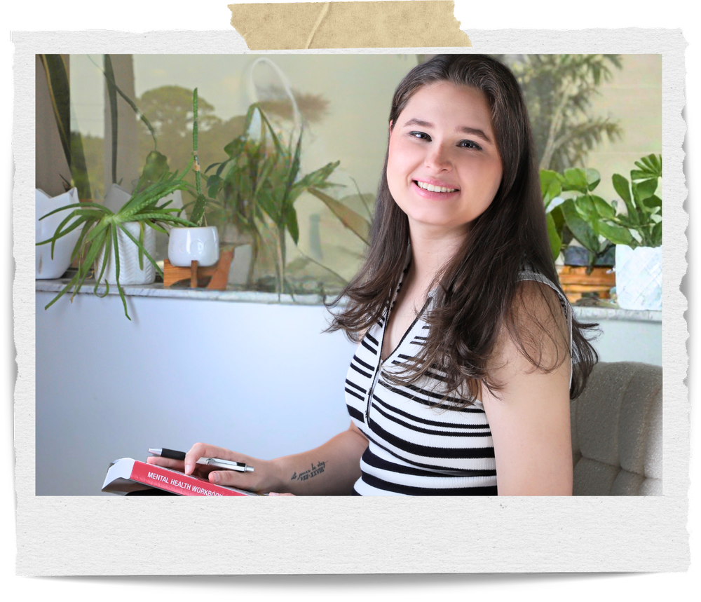 Katelyn Macias providing therapy for children, teens, young adults, and neurodivergent clients in Stuart Florida