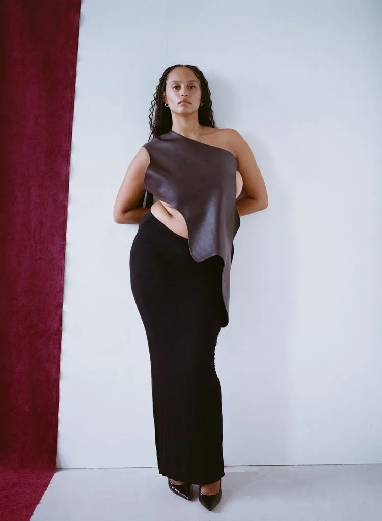 Antoinette for Selasi Story 005: Endurance