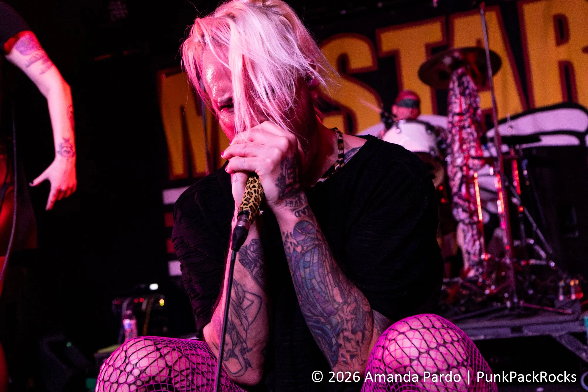 1C9A6016-Enhanced-NR.jpg