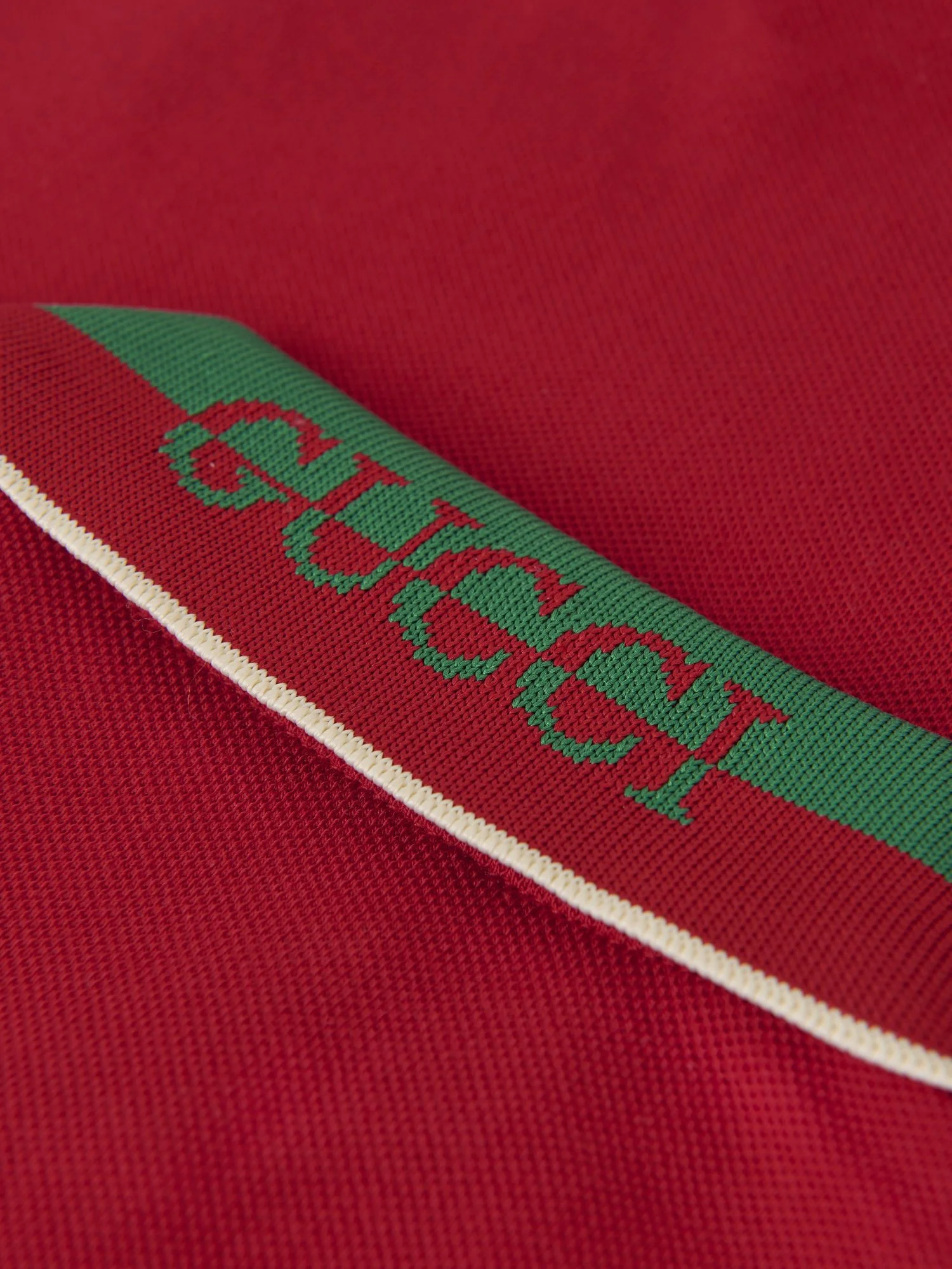 GUCCI_A18411_3.jpg