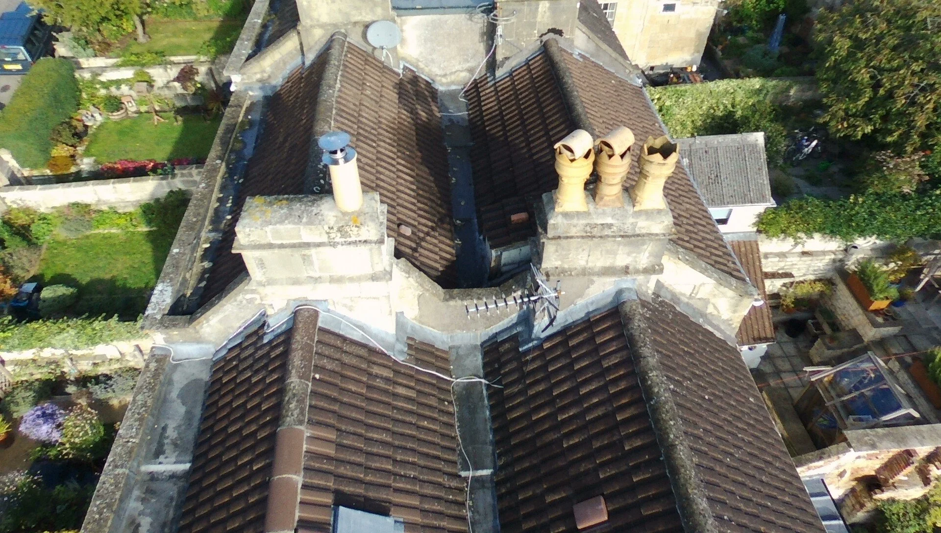 Drone survey of an inaccessible historic roof structure in Bath, Somerset, to identify points of potential moisture ingress.