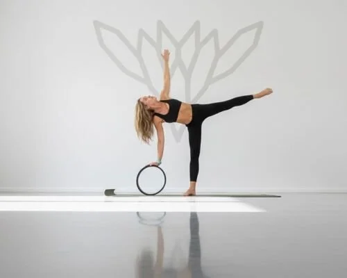TT YOGA WHEEL CON ARIANE RAVAZZI