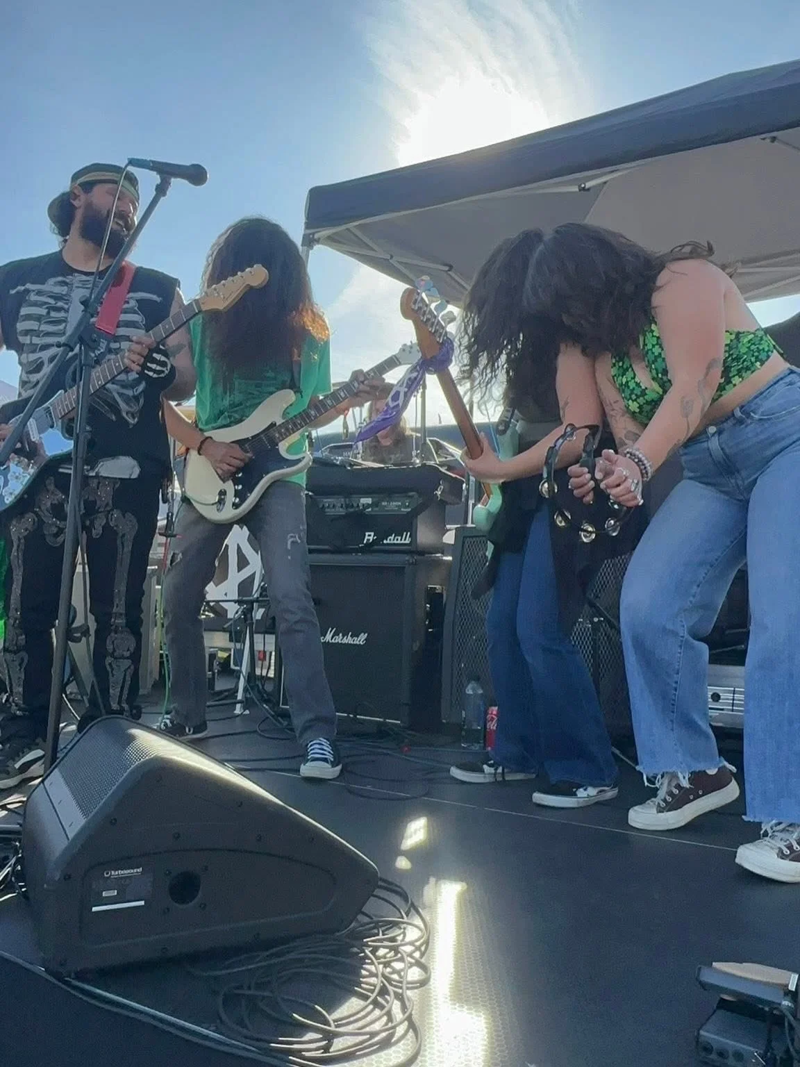 ShamROCKED☘️☘️☘️

Special thanks to Twisted Pig for adding us onto a super stacked lineup with @flyingblind209 and @blue_line_country. It was an honor to start off the party right🔥 Both Stevie and Seth got the go ahead from Blue Line&rsquo;s crew to