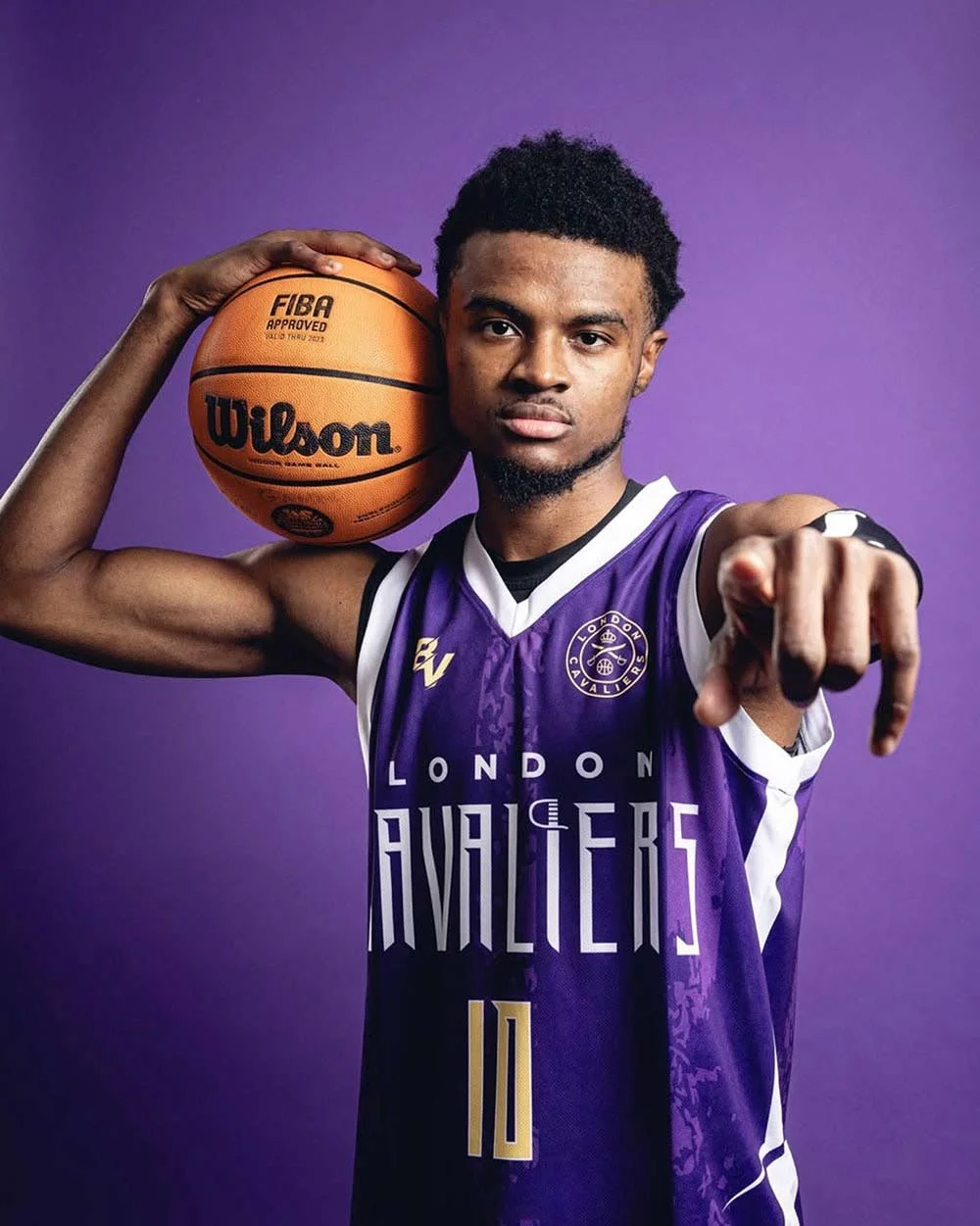 london-cavaliers-basketball-player.jpg