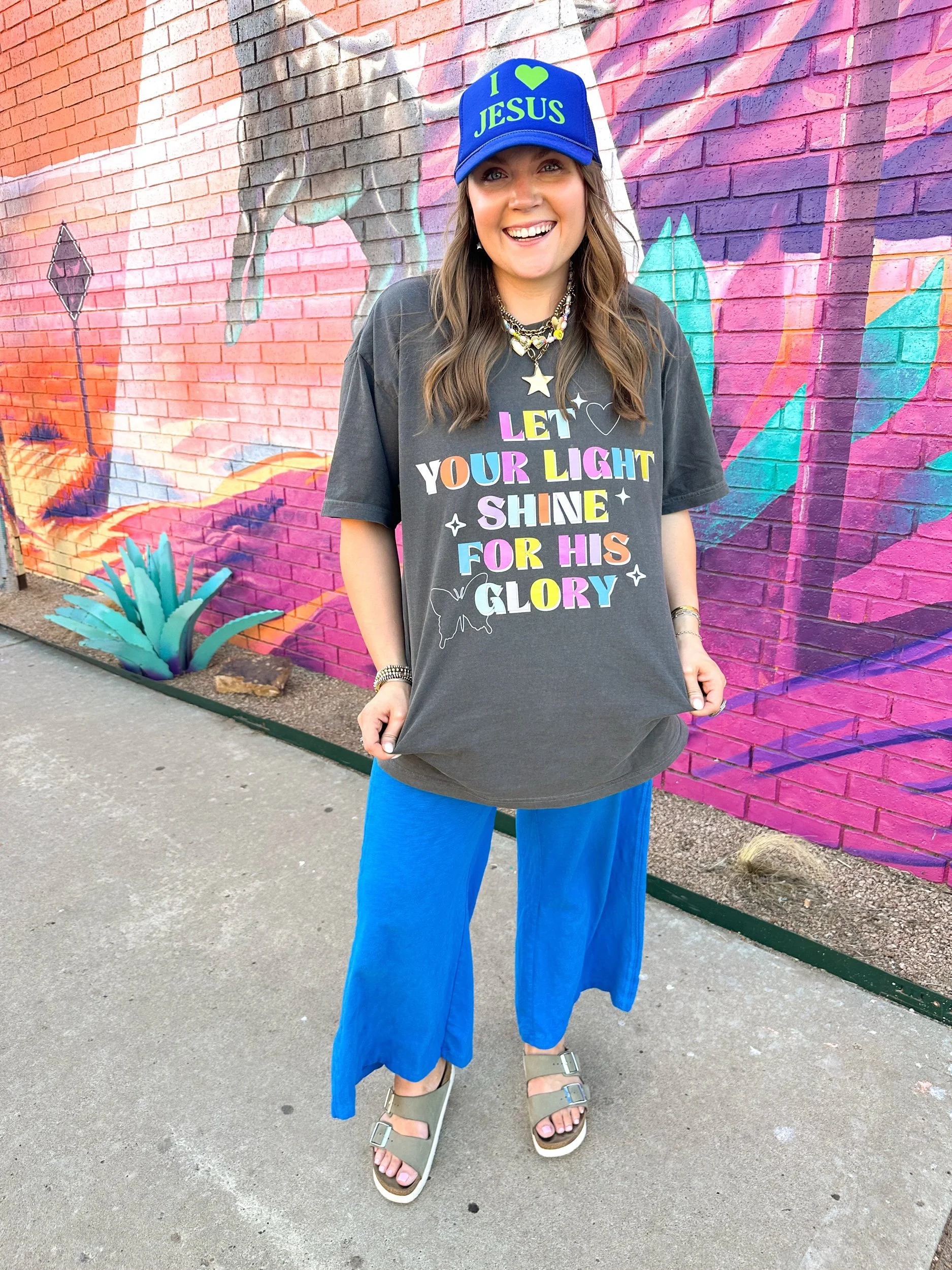 LG Light Shine Graphic Tee