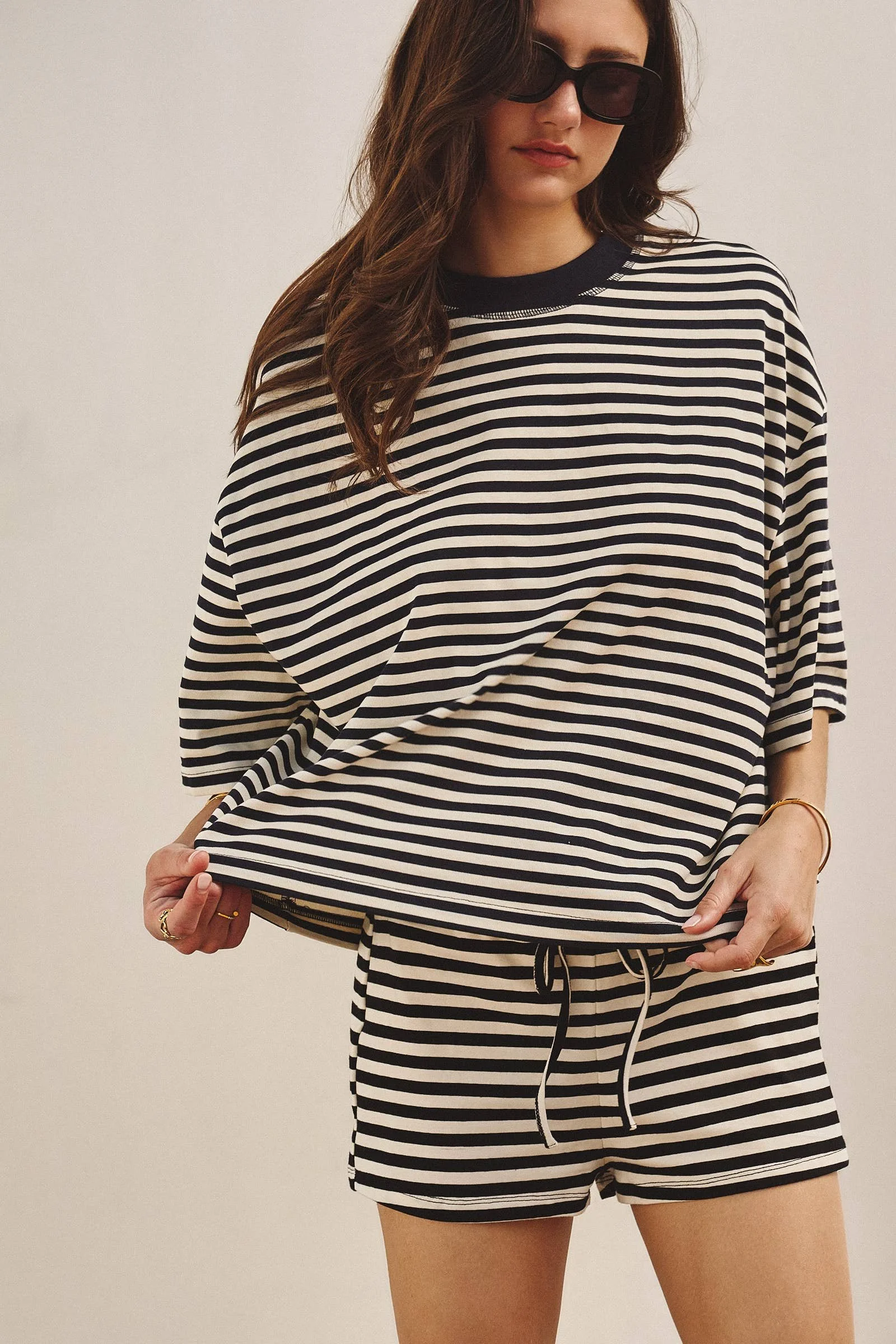 oversized-striped-contrast-neck-boxy-tee-24.jpg