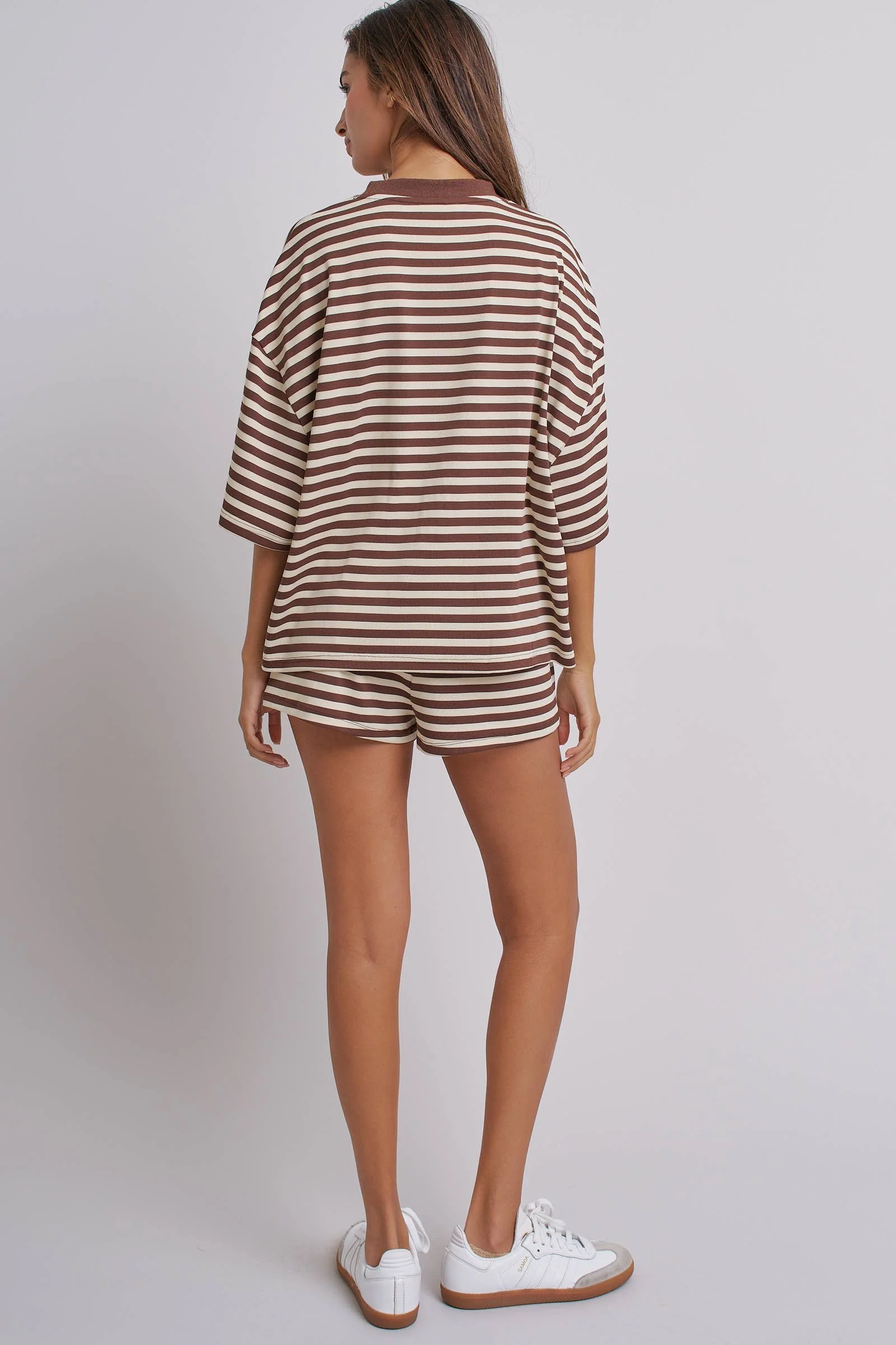 oversized-striped-contrast-neck-boxy-tee-14.jpg