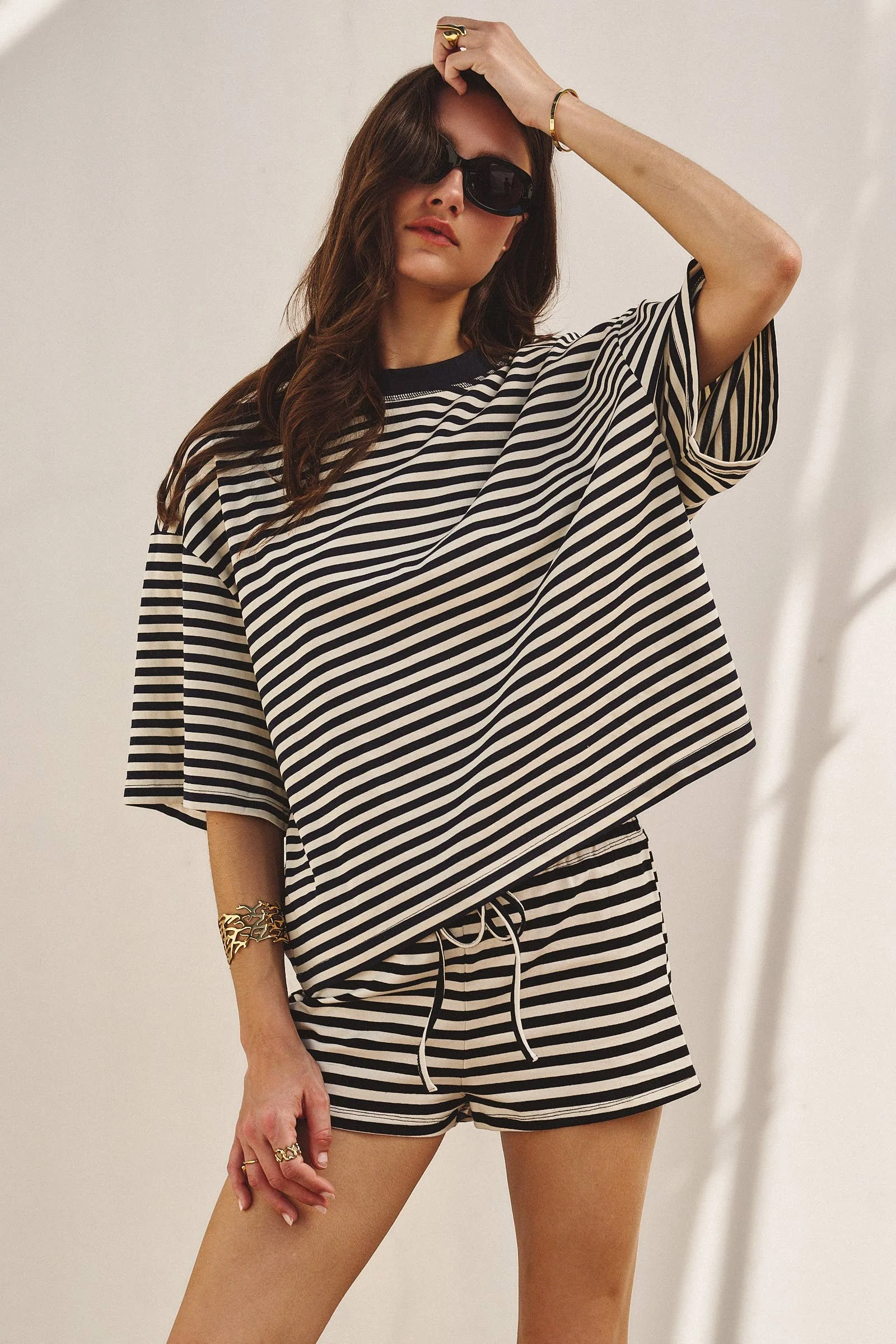 oversized-striped-contrast-neck-boxy-tee-16.jpg