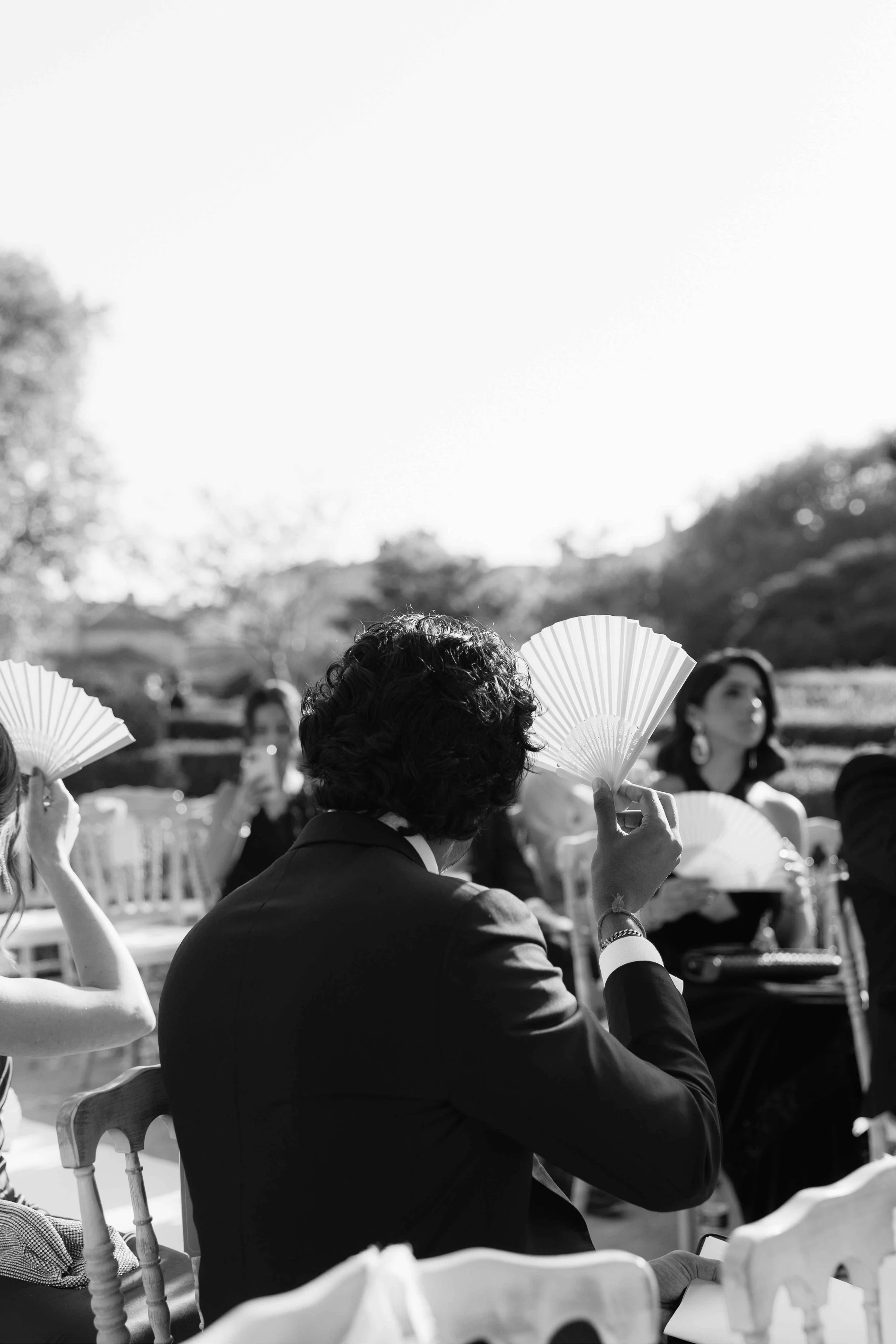 Best Wedding Photo Locations in Marbella (With Exact Sunset Times)