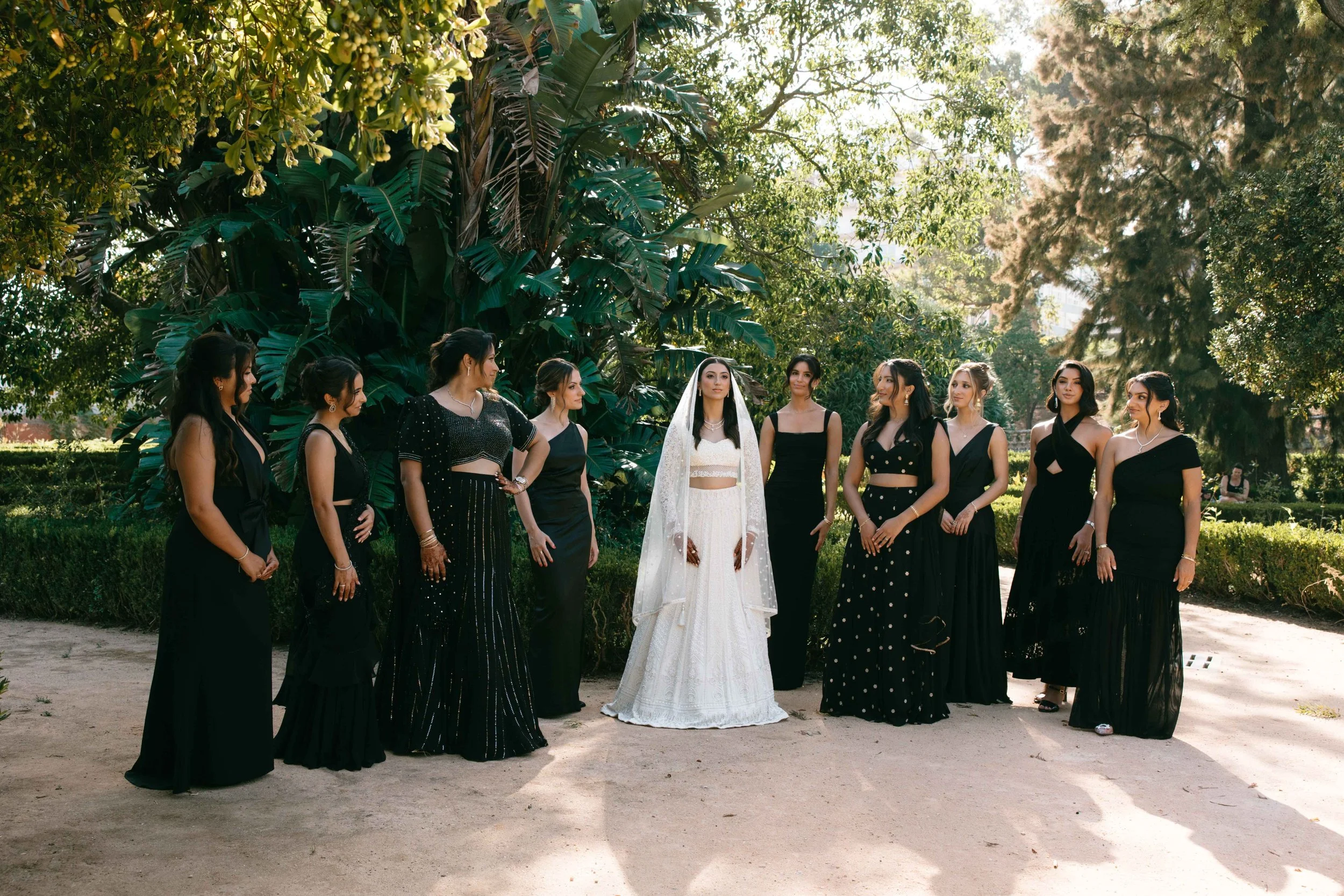 bride-and-bridemaids-in-tropical-garden