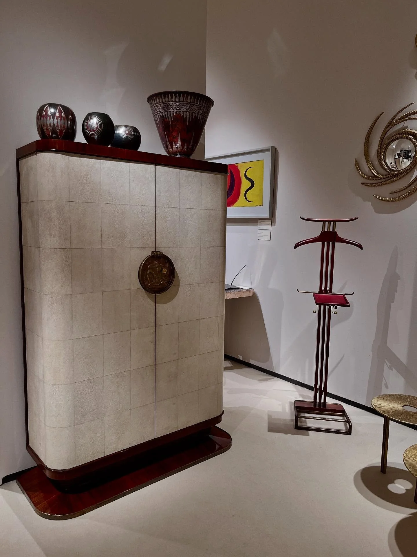 Last two days to visit our stand at PAD LONDON.
Come to discover our Master Art Deco pieces incliding the amazing cabinet by Jean Pascaud entirely covered with shagreen. 
@galeriemathivet

 #padlondon #masterpiece #shagreen #artdecofurniture #pad #lo