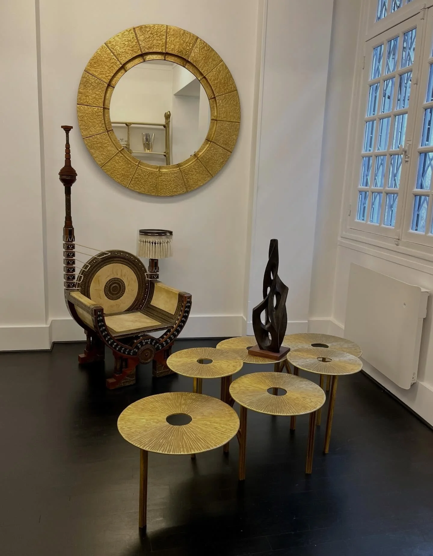 A Saturday at the gallery with this wonderful dialogue between Carlo Bugatti and Franck Evennou
@galeriemathivet

#carlobugatti #franckevennou #artnouveau #interiors #saintgermainsdespr&eacute;s