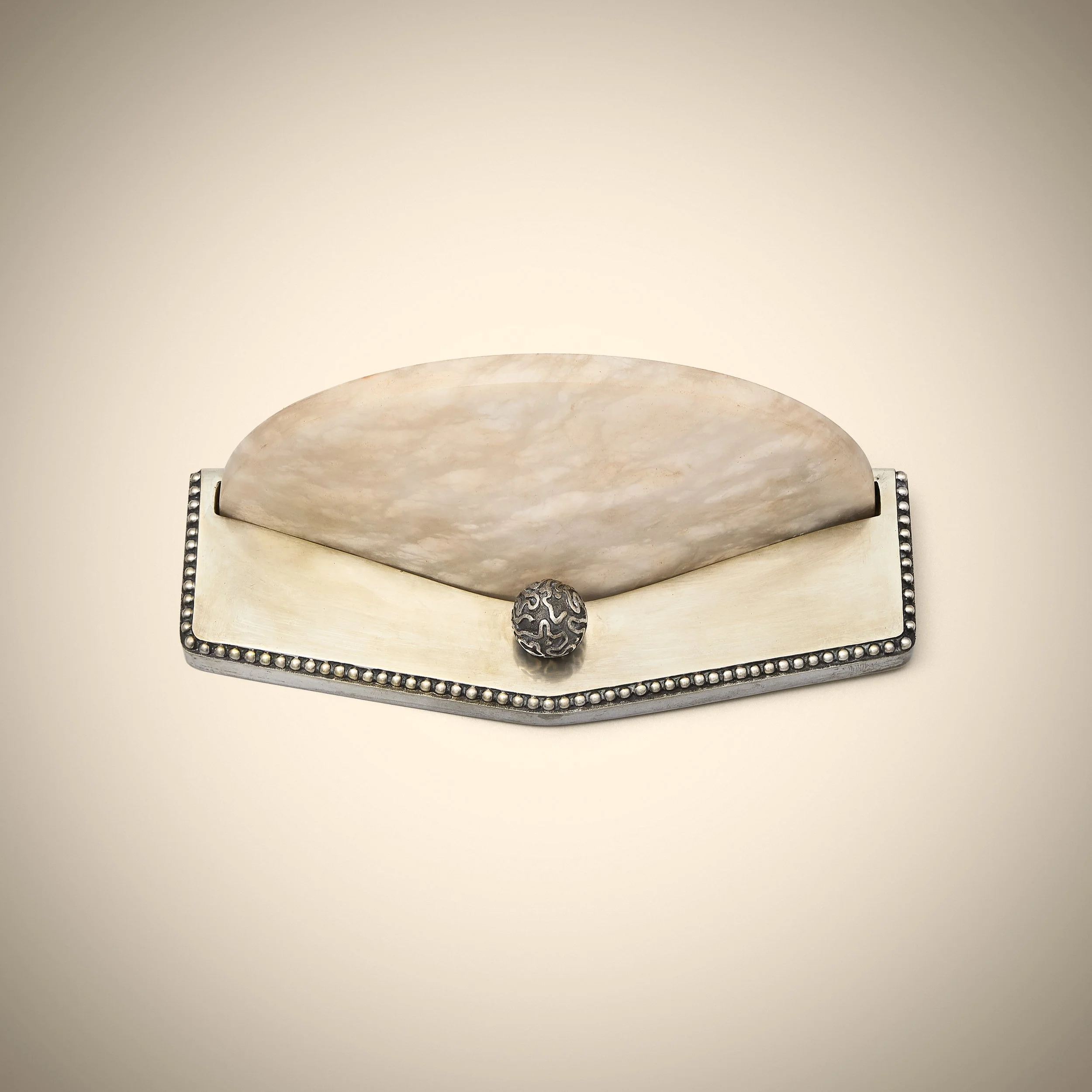 BT260233_004_GMT__RVB HDef.jpg