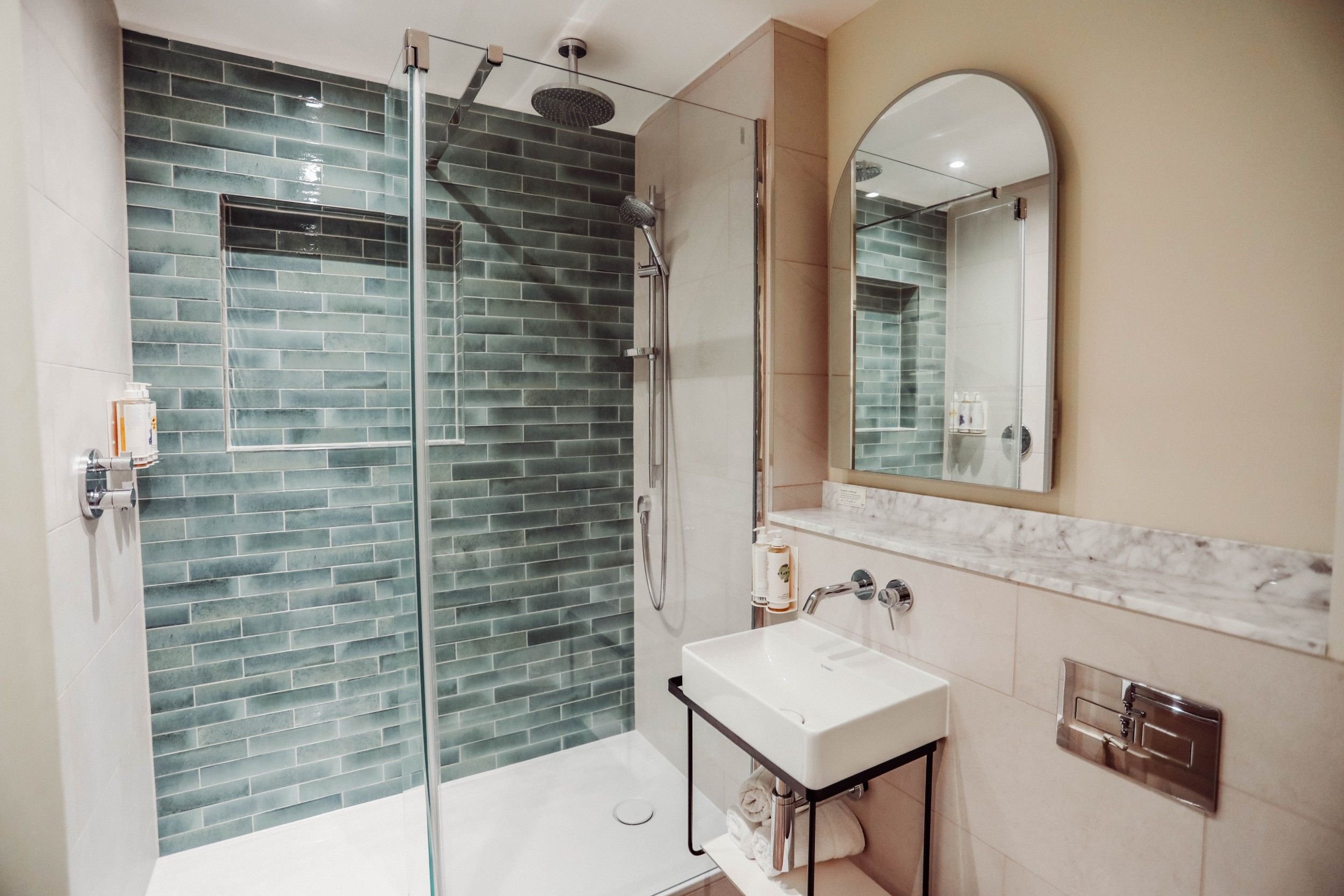 Completed bathroom upgrade at the Winning Post, Ascot.