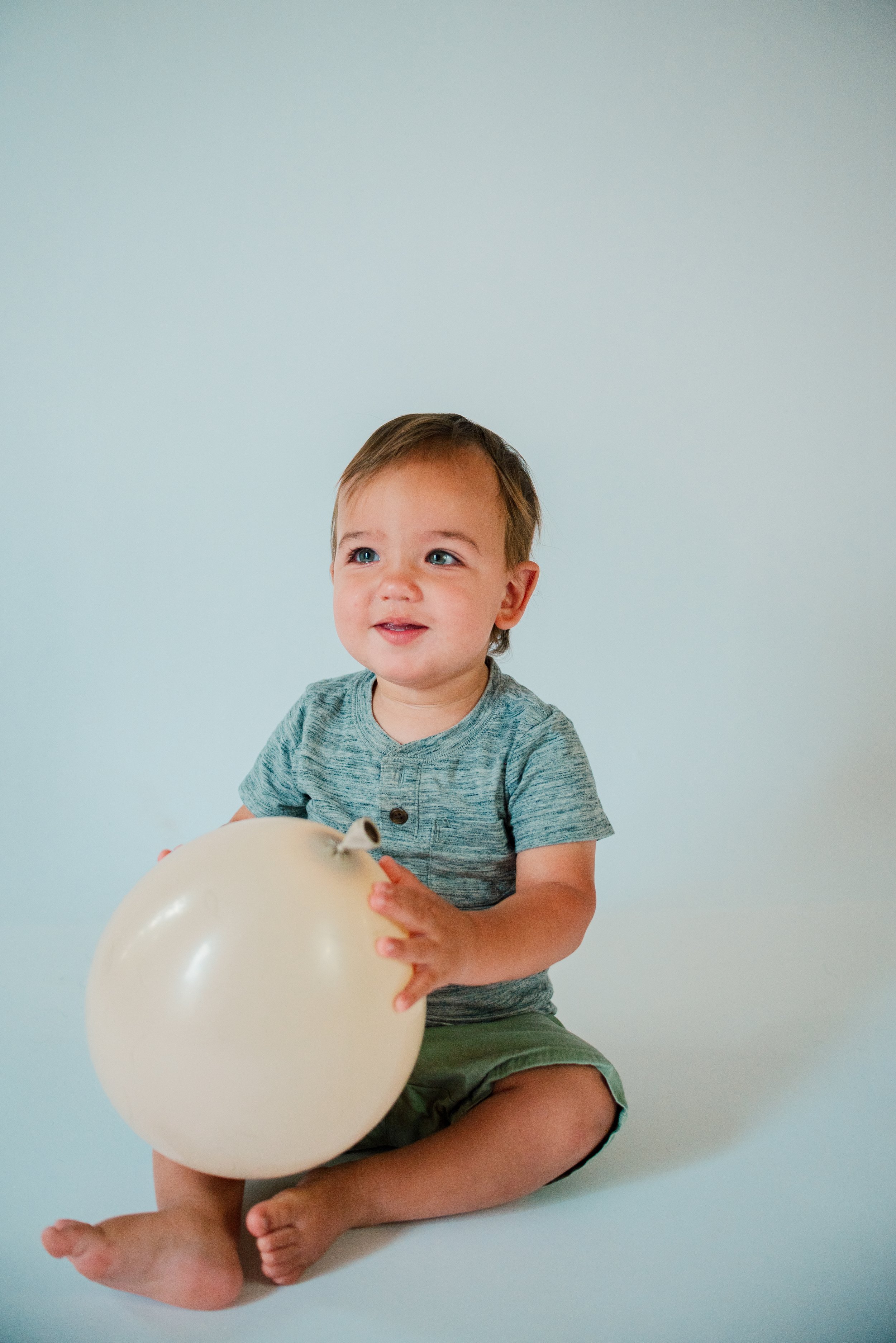Karasladephotography.Theo48-5.jpg