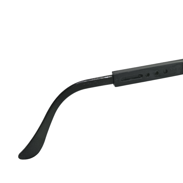 glasses-safety-clear-20260409_093122.png