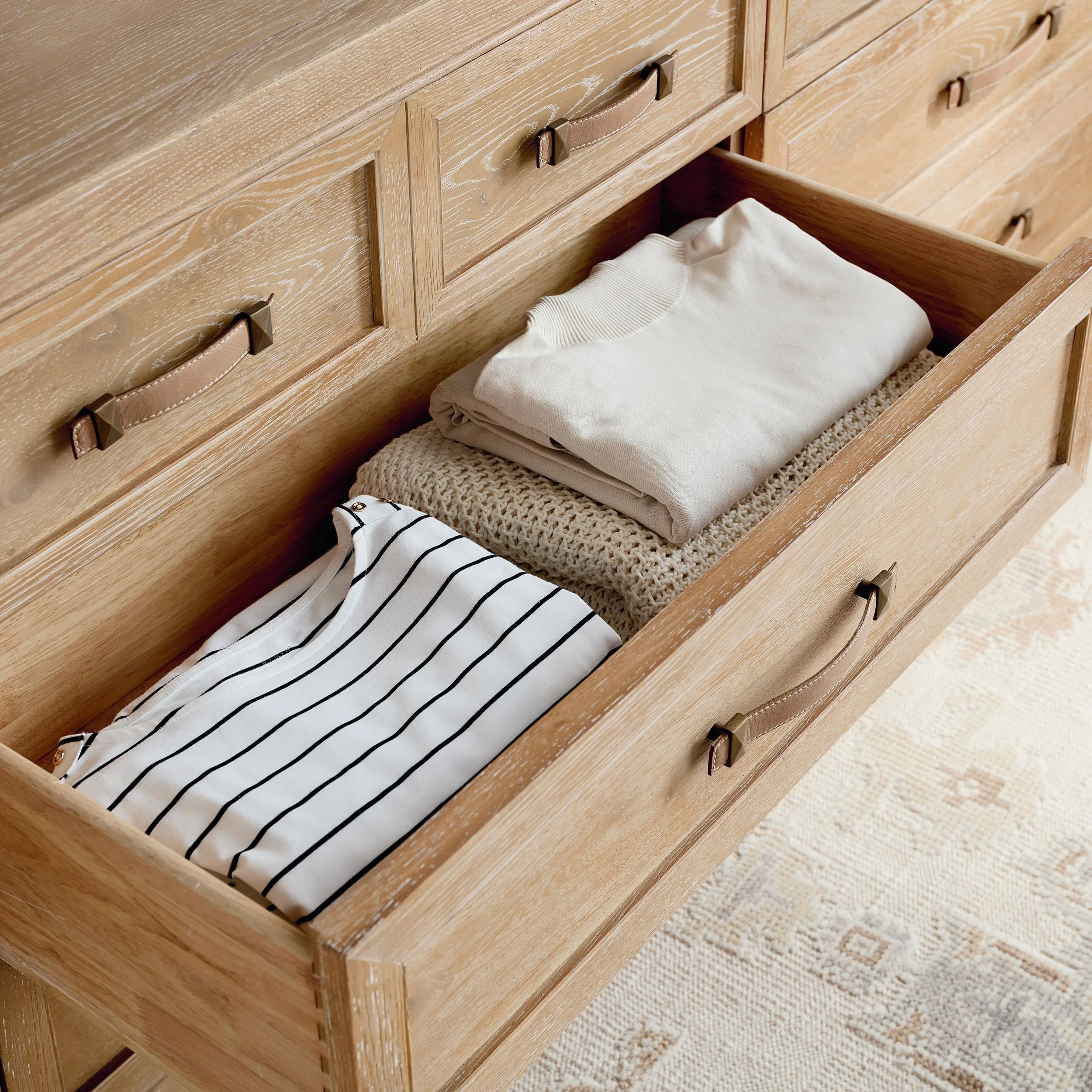 bass_2571-0238B_6_Drawer_Dresser_Lower_FA22.JPG