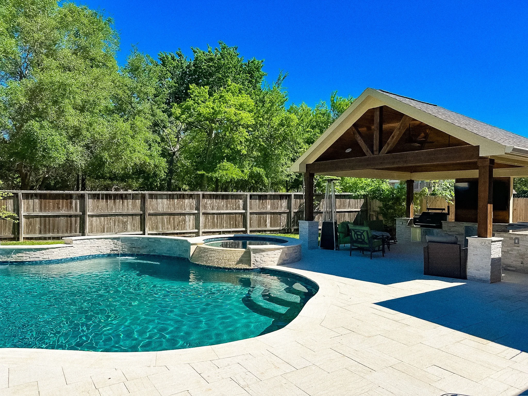 Pool Spa with Kitchen