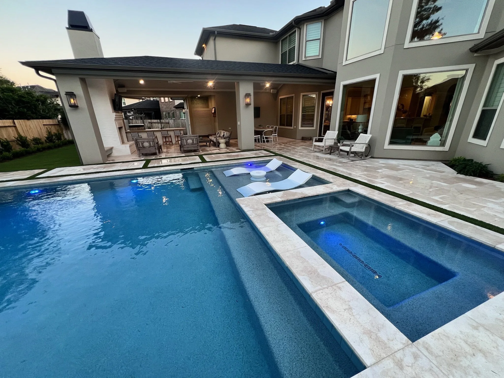 Pool Spa with outdoor kitchen