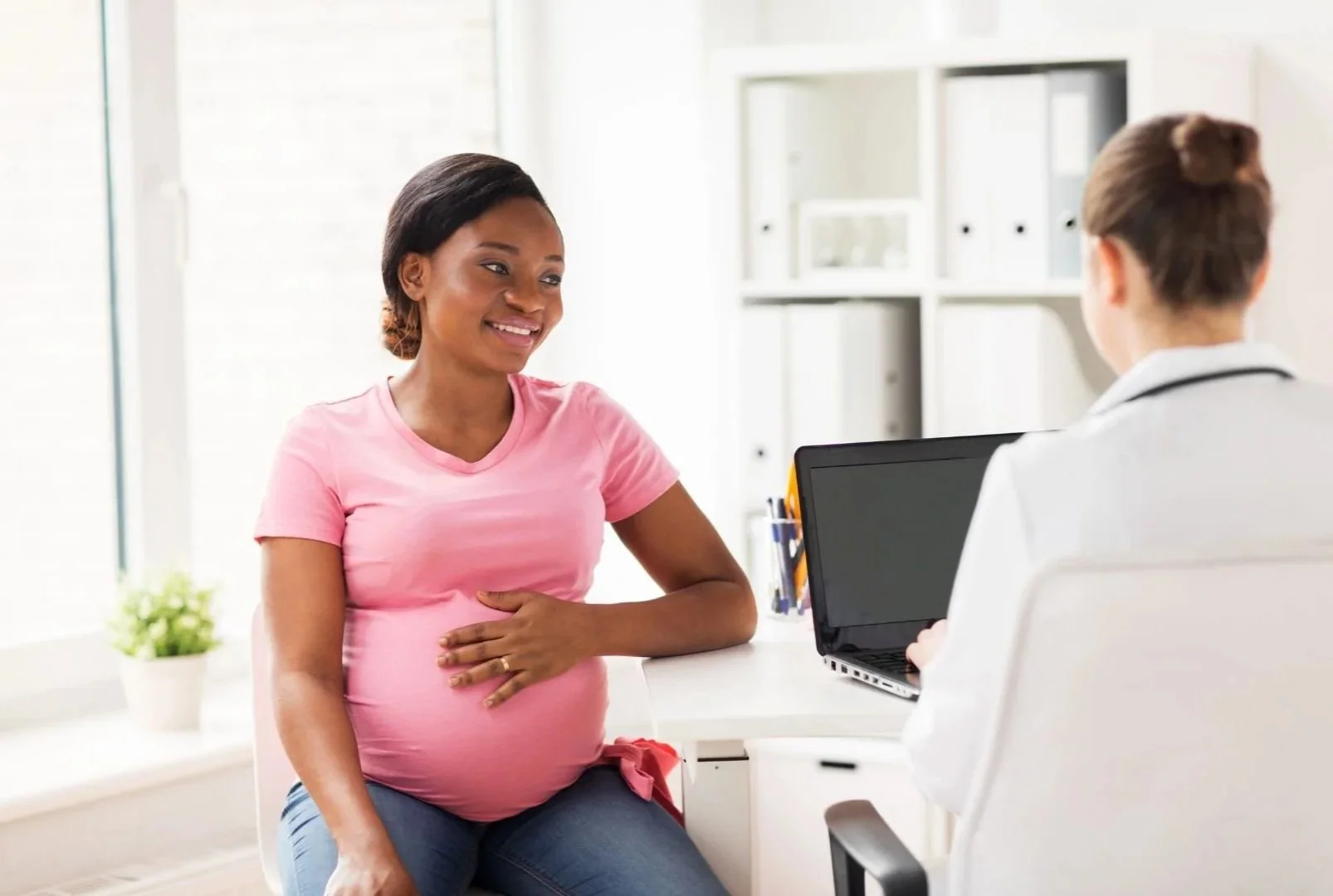 Supportive conversation about changing providers during pregnancy
