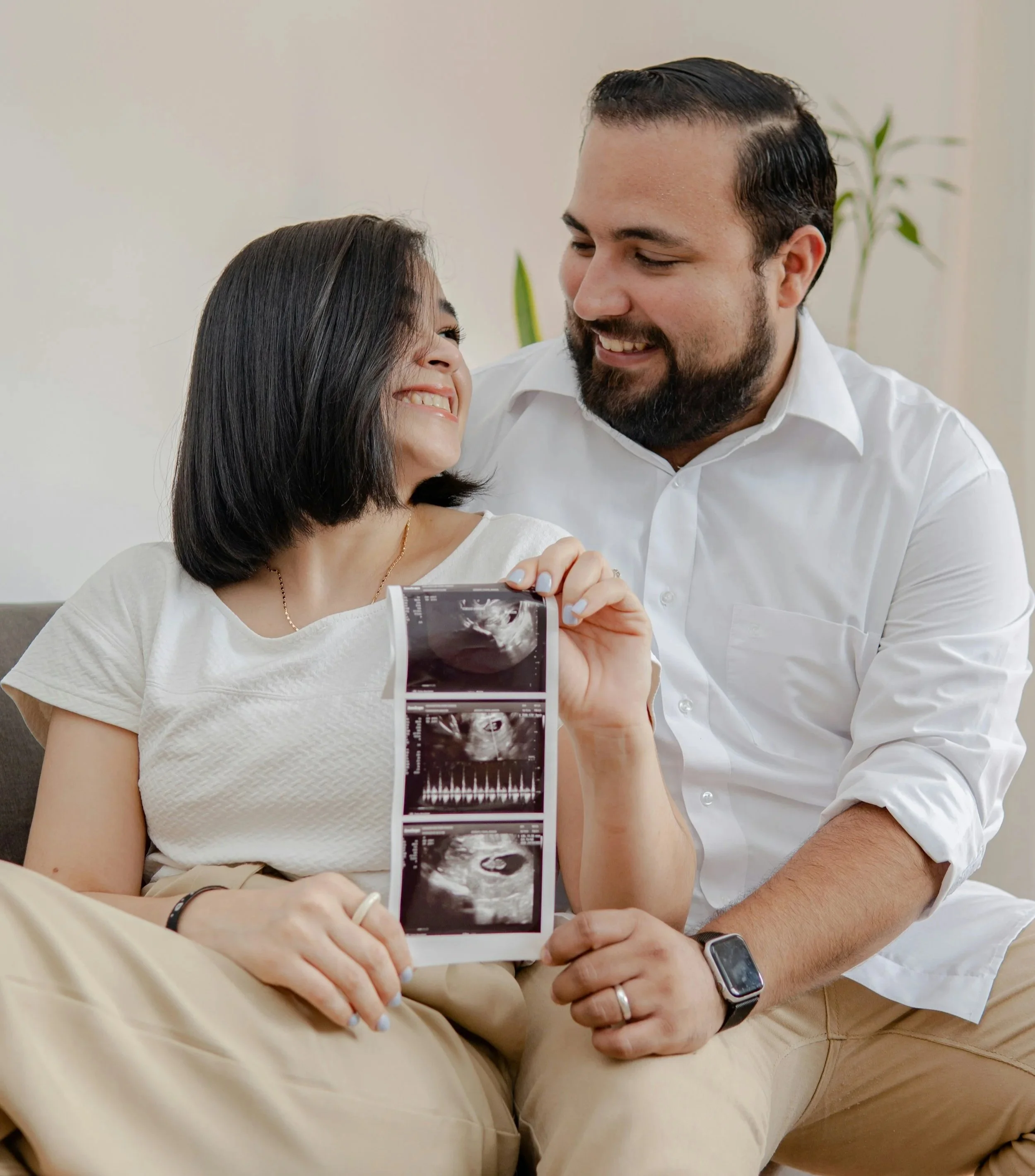  Mom was having early signs and symptoms of pregnancy and ultrasound confirmed pregnancy. 