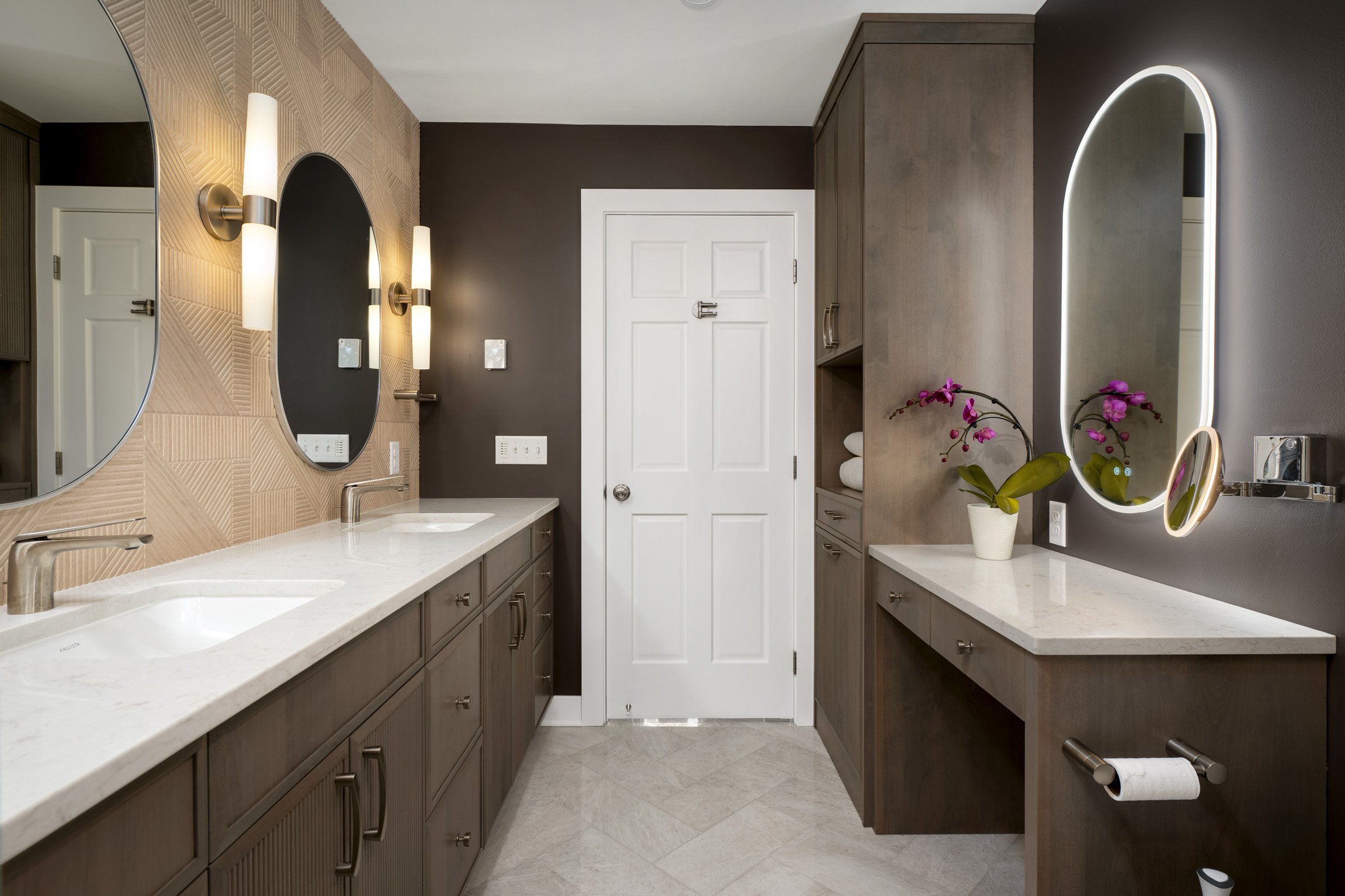 Warm Modern Luxury Bath