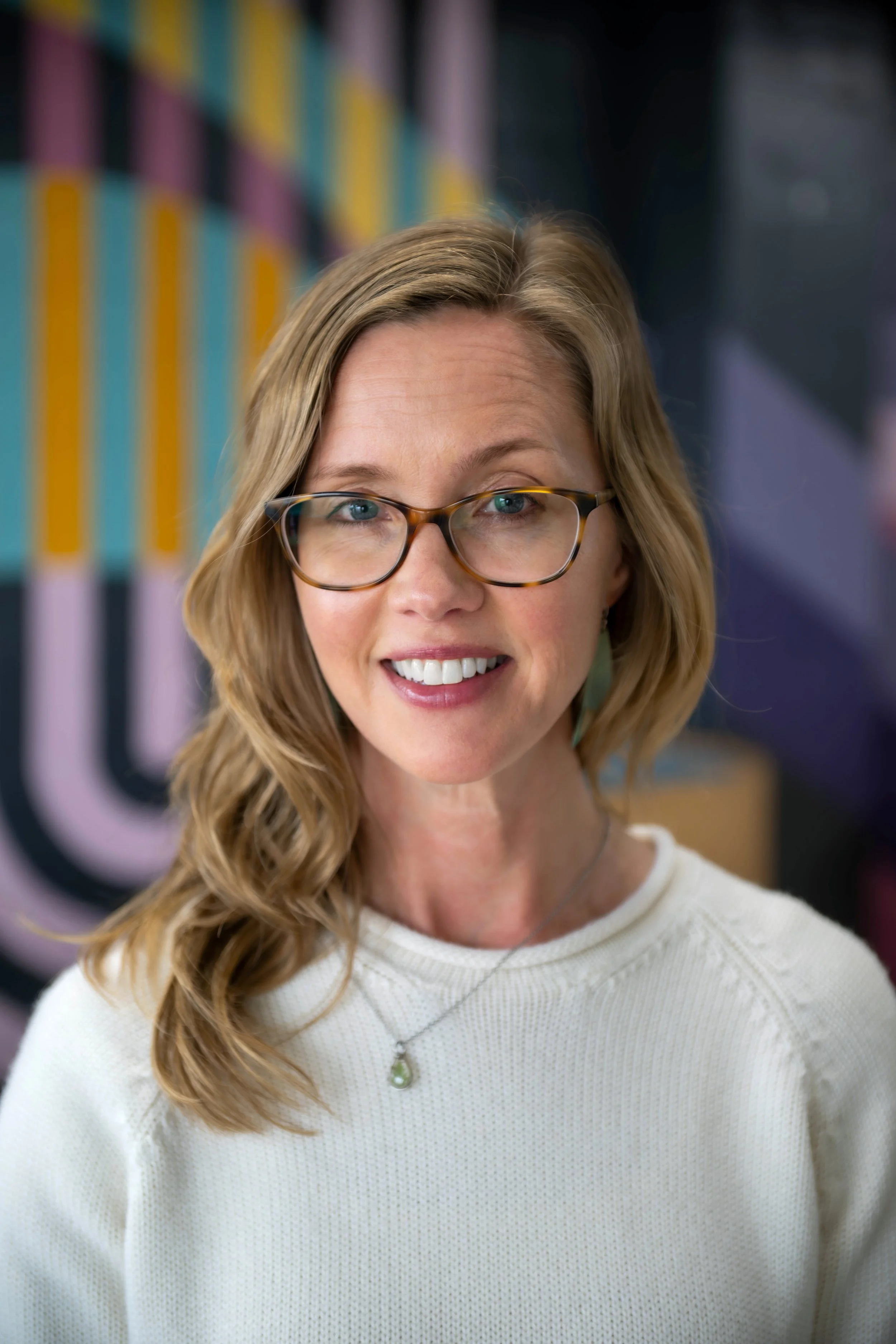 Julianne Hide, SHOWROOM MANAGER, DESIGN CONSULTANT At wise design & remodel 