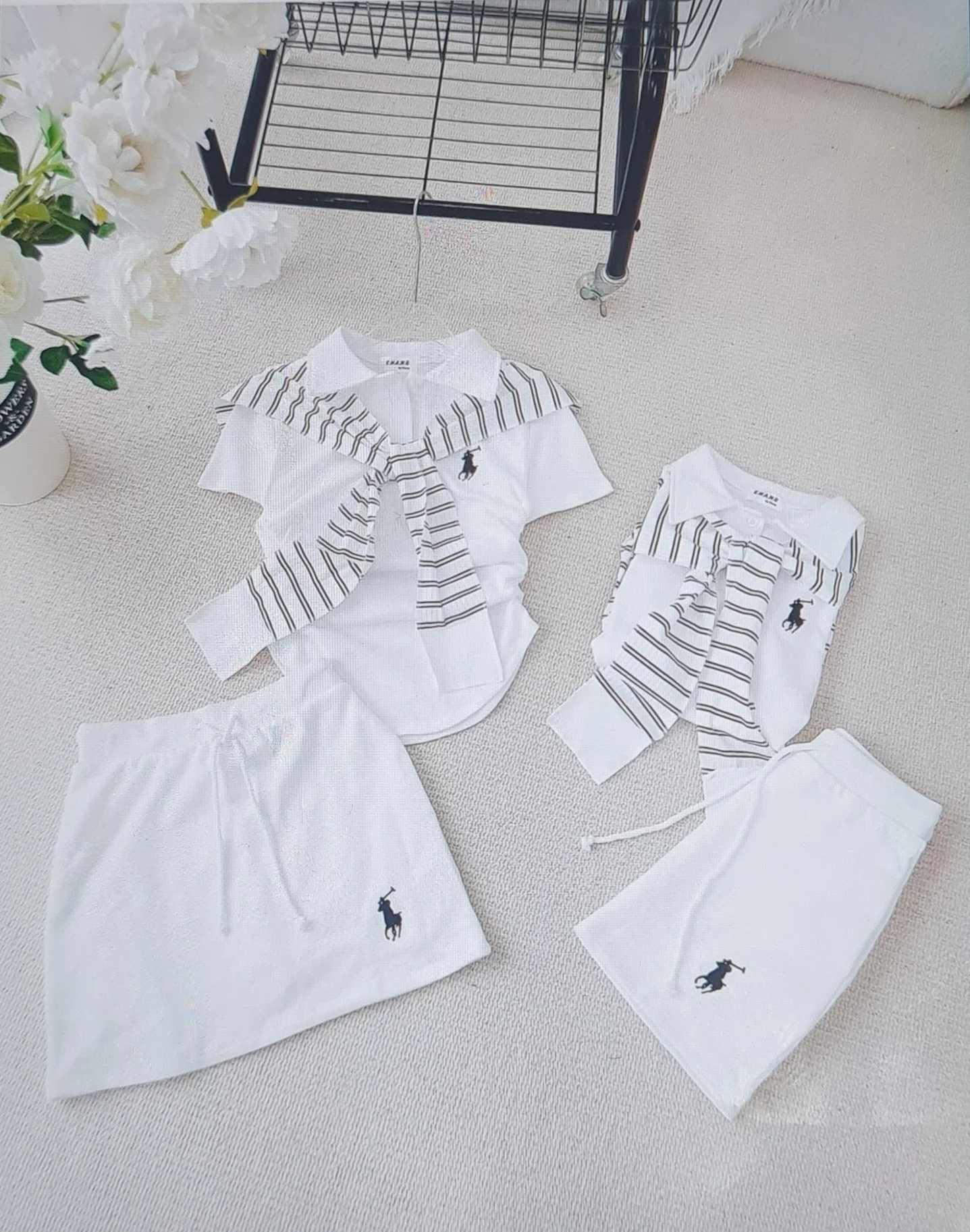 Fashionable comfy white set