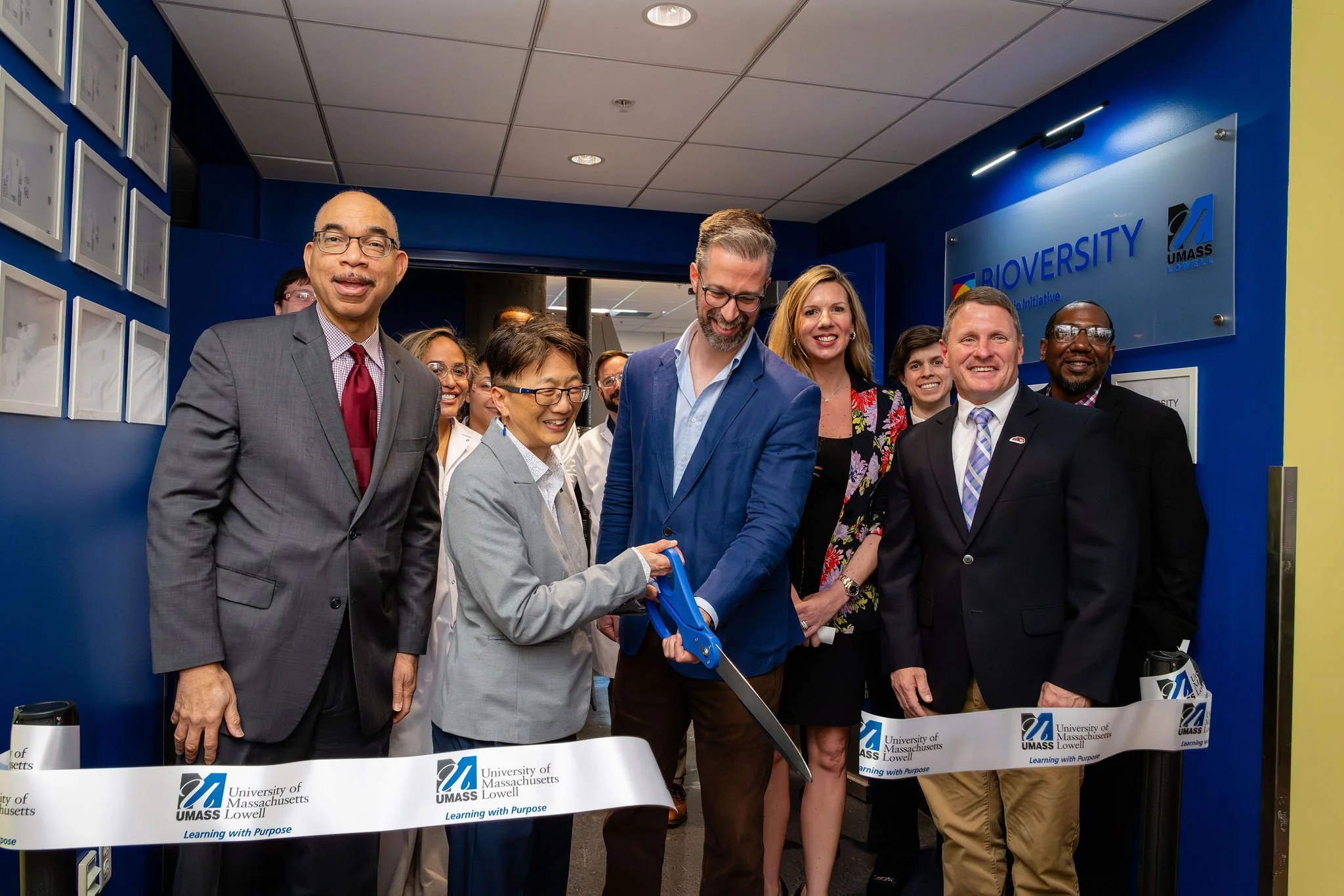 Bioversity new lab ribbon cutting.jpg