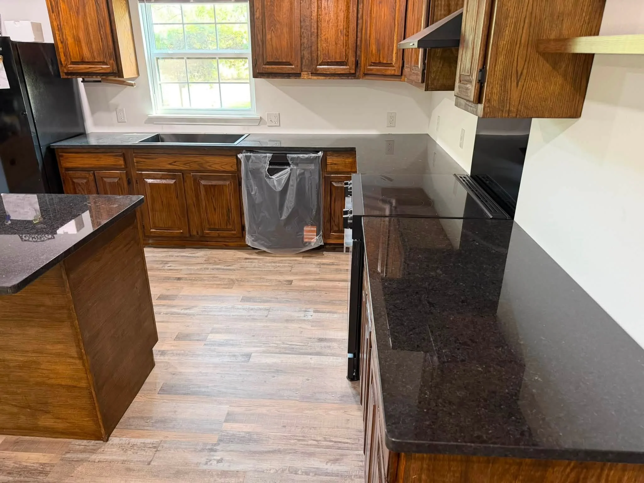 Black pearl granite (1).jpg
