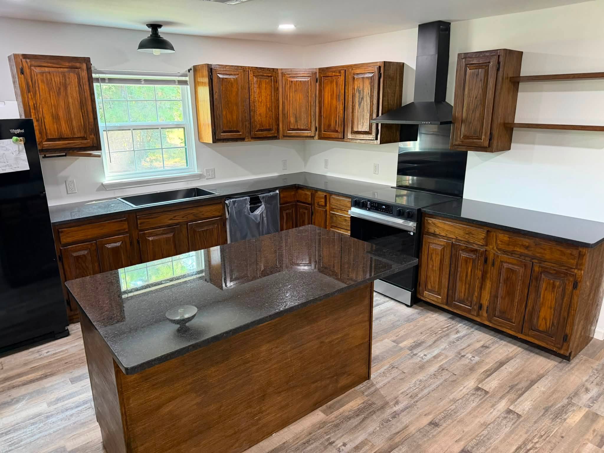 Black pearl granite (2).jpg
