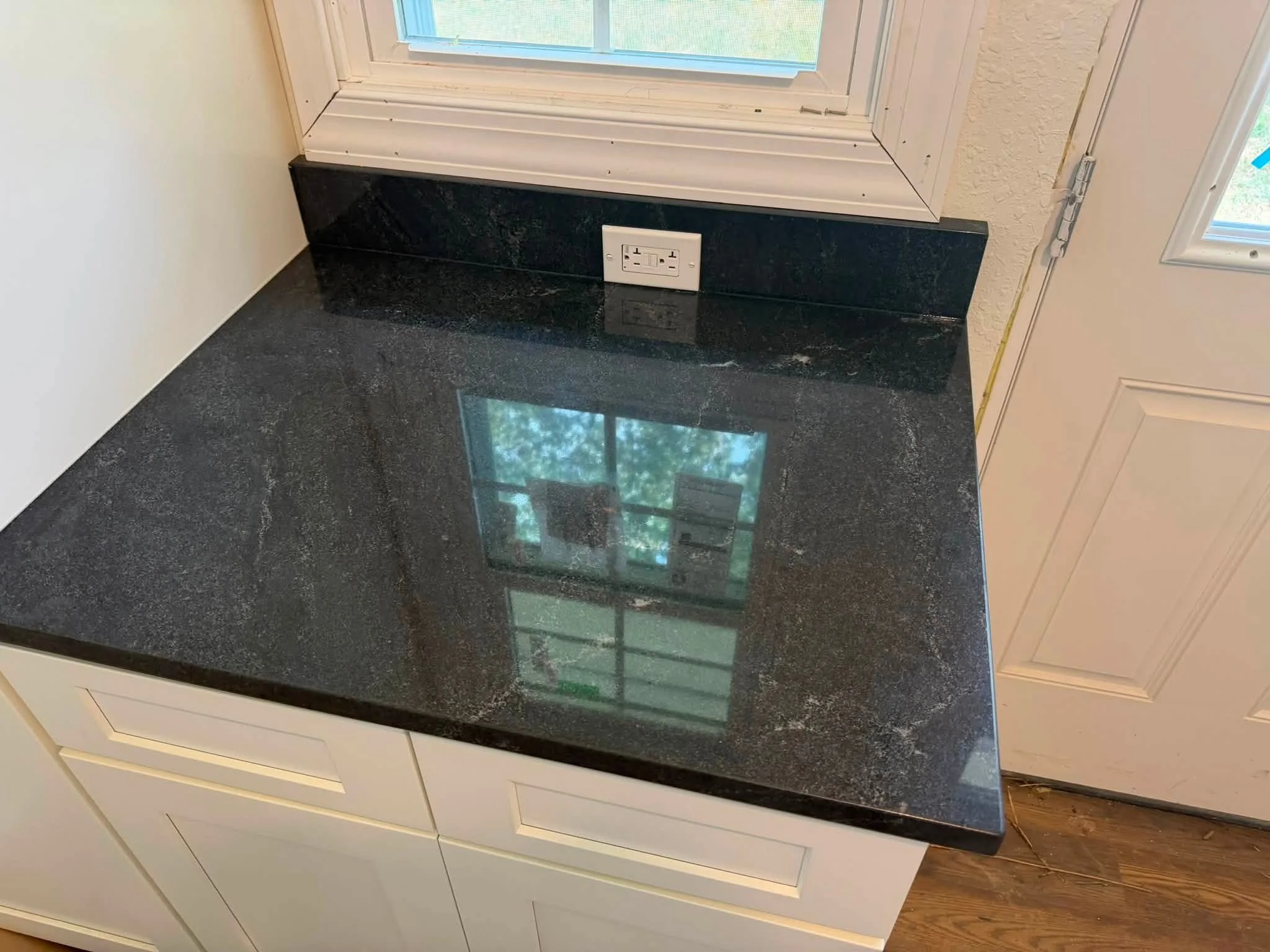 Negressco granite (2).jpg
