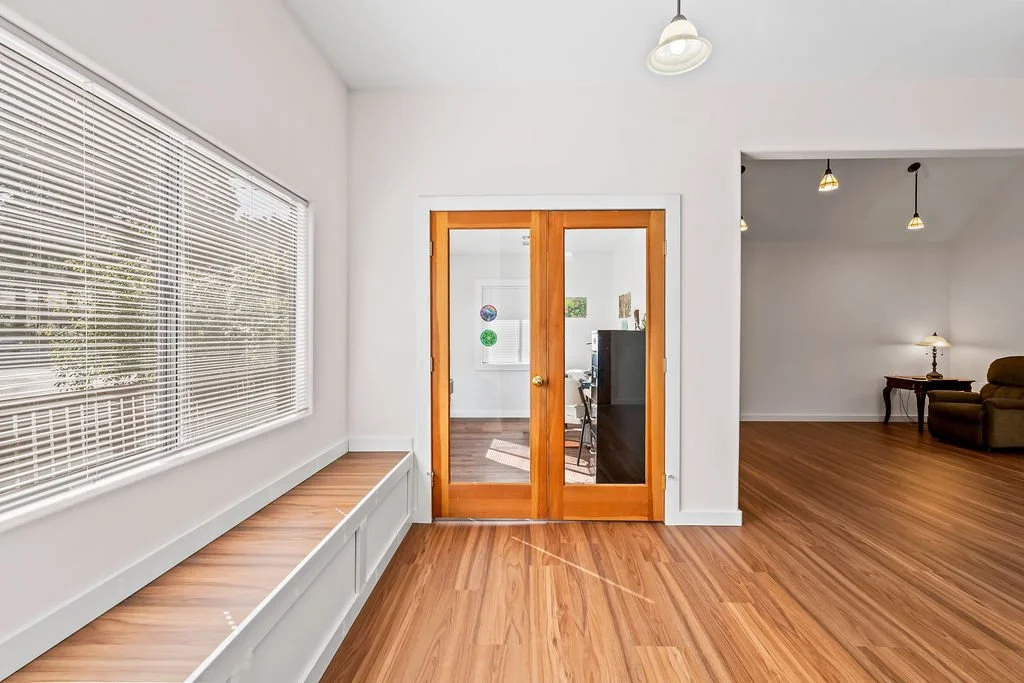 17140Hwy116010.jpg