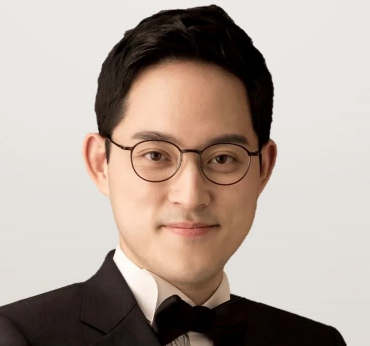 Headshot of Yoon Jae Lee.