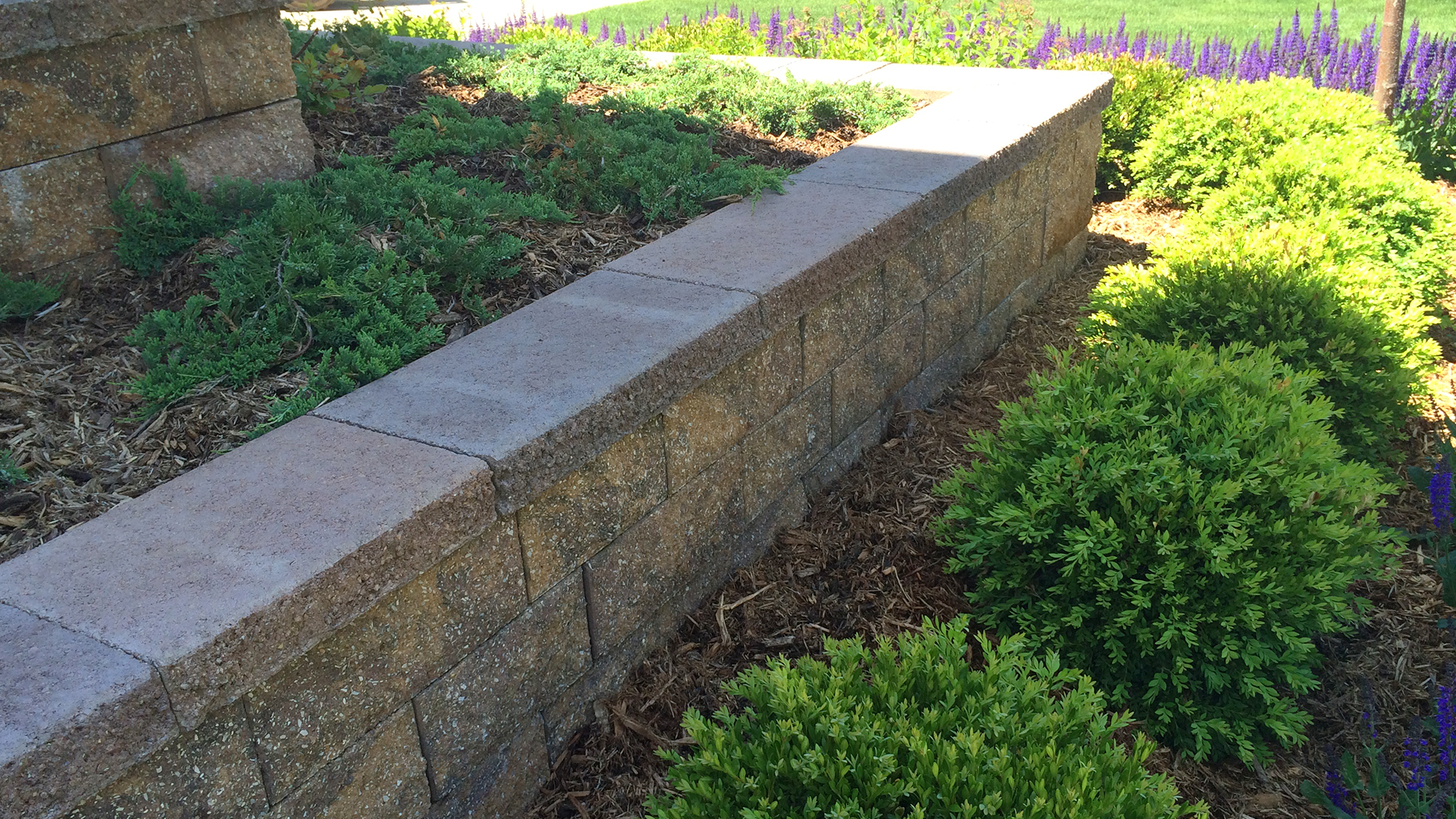 Retaining wall Bloomfield, MI