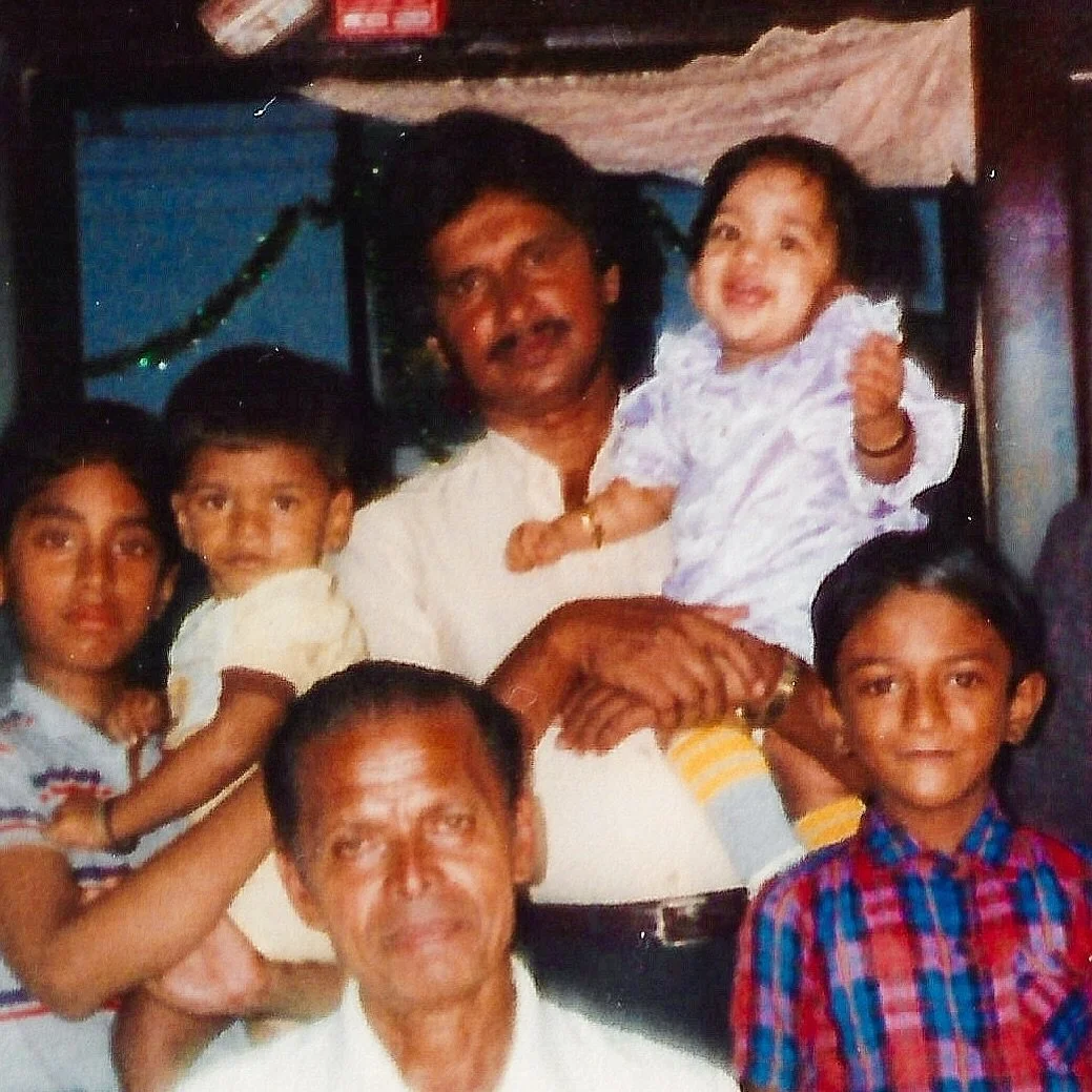 This might be the closest thing I have to a picture with my uncle. Keeping it close. 

Thankful for the last time I saw you.

The last smile. The last time your face lit up.  The last time you got my name out and managed to remember my husband and gi