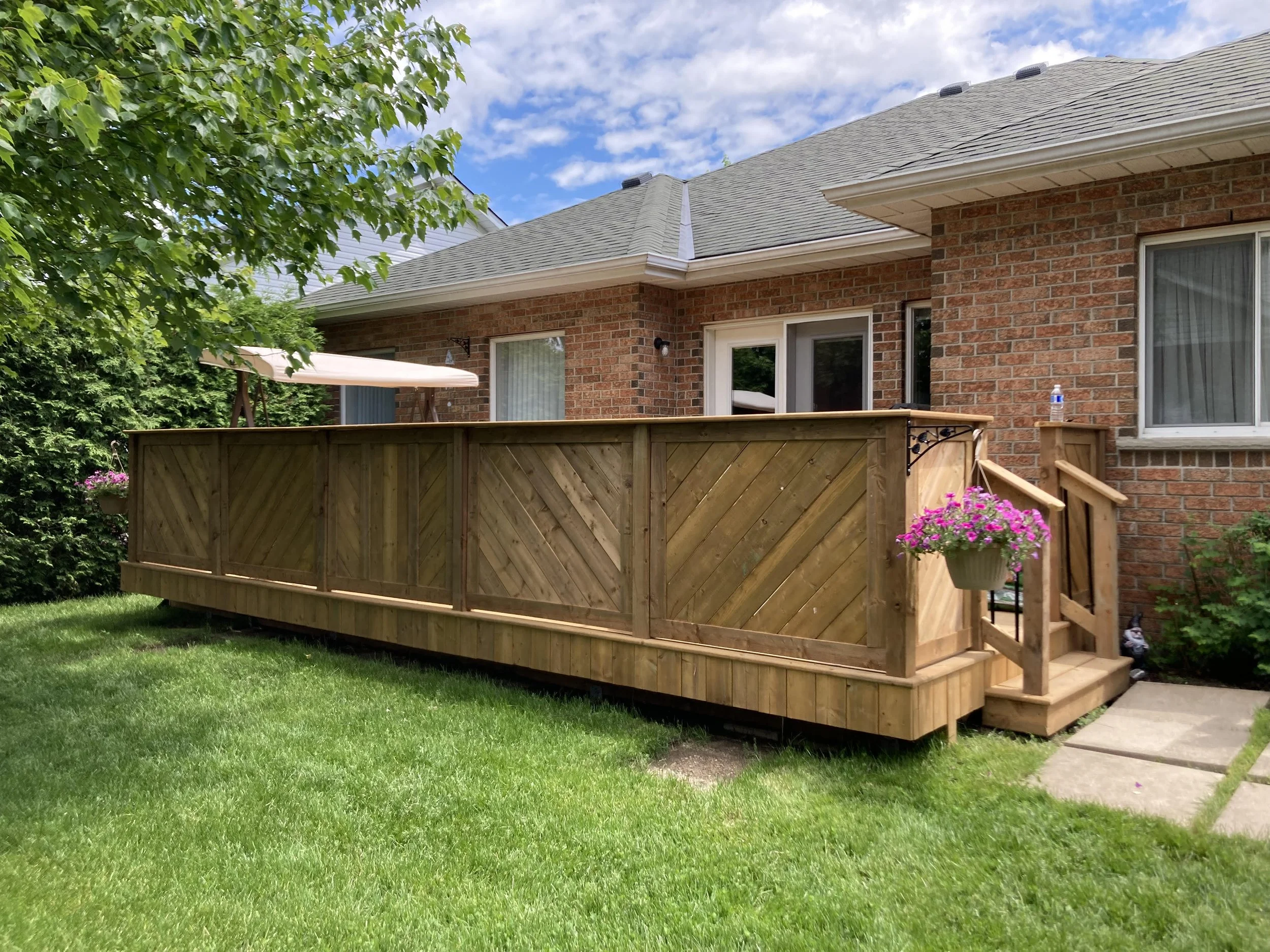 Dougs Deck2.jpg