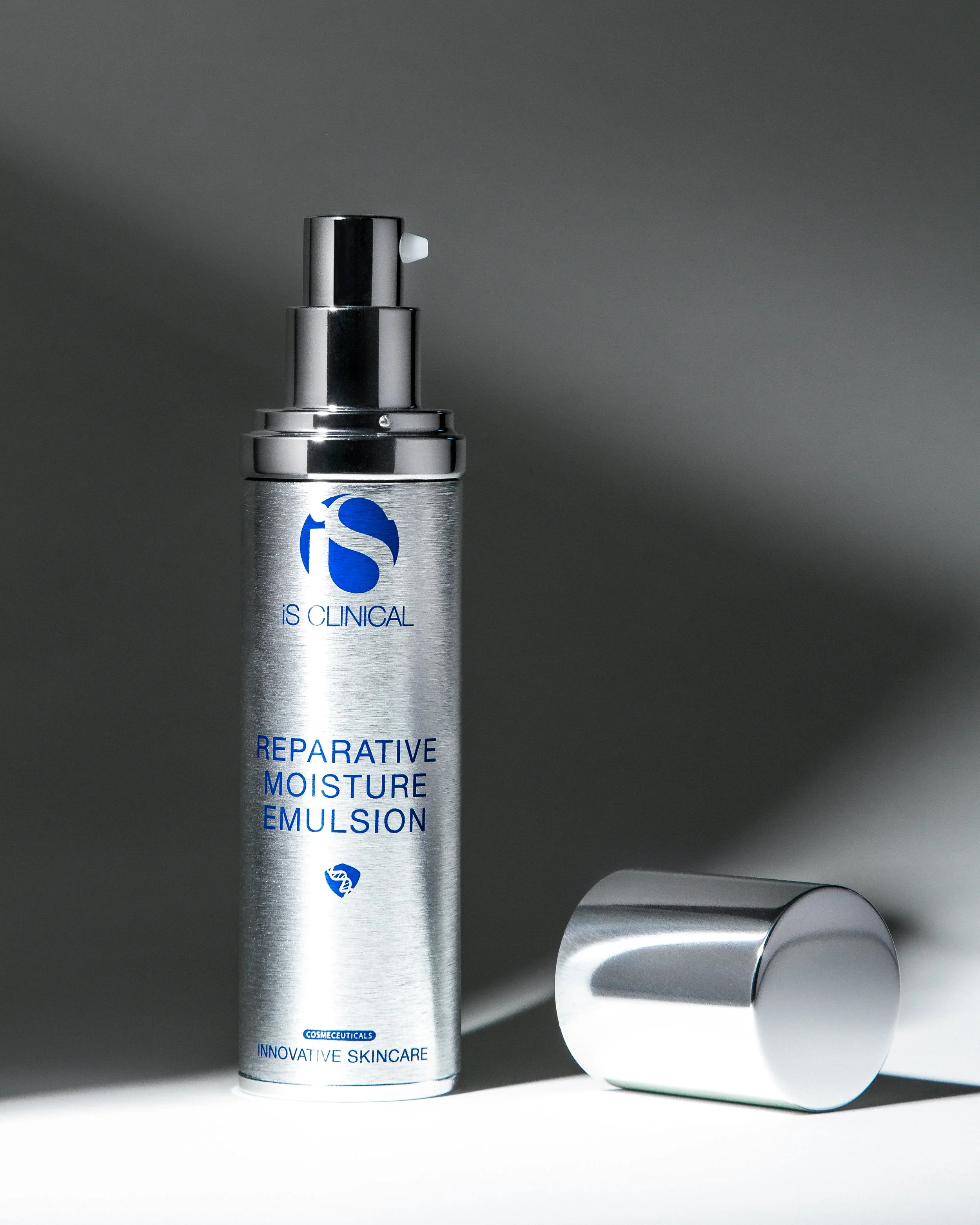 ReparativeMoistureEmulsion_TJ_CB_2044.jpg
