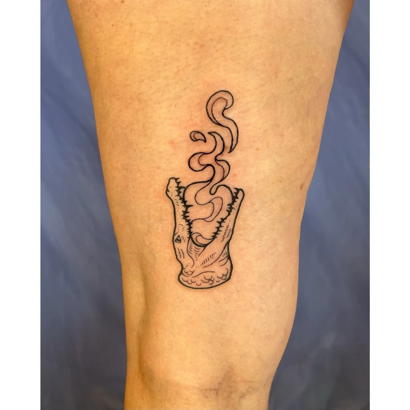 🐊Gator from my flash🐊
It was great seeing you again Jess! Thank you for you&rsquo;re trust 🐸
Books are open- link in bio to book
NYC guest spot 10/9-10/11
.
.
.
.
.
.
.
.
.
.
.
.
.
.
.
.
.
.
.
.
.
.
.
.
.
.
.
.
#gator #alligatortattoo #crocodileta