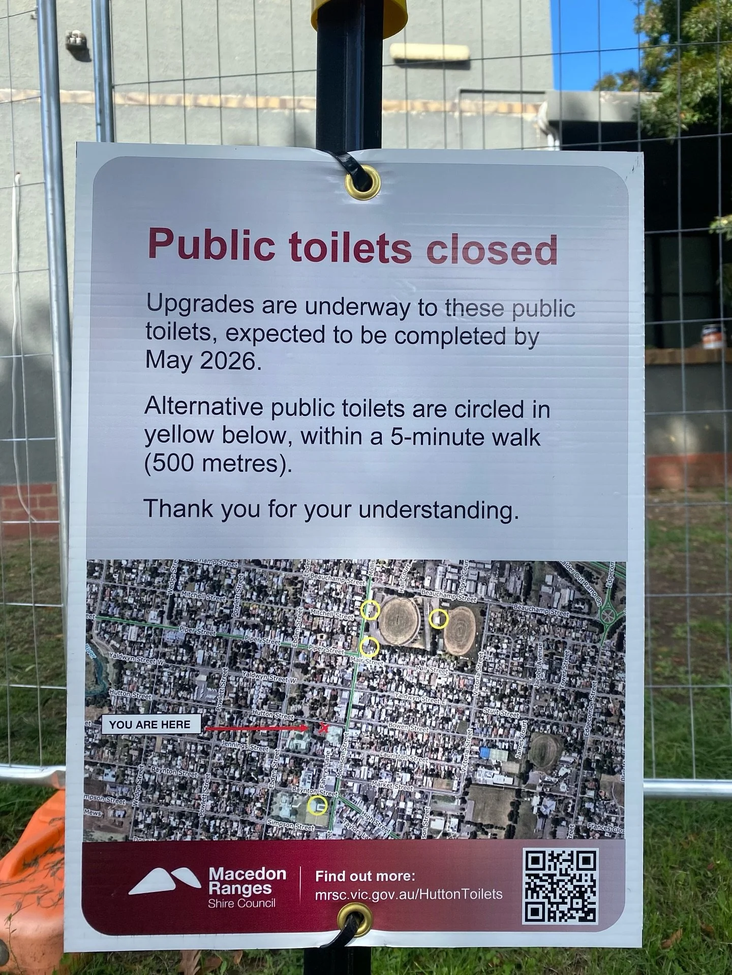 Public Toilet Renewal - Hutton Street, Kyneton. 

If you have customers needing public toilets or are directing visitors / tourists within our town, during the Easter break or school holidays, please note this update. 

Works by Council to refurbish 