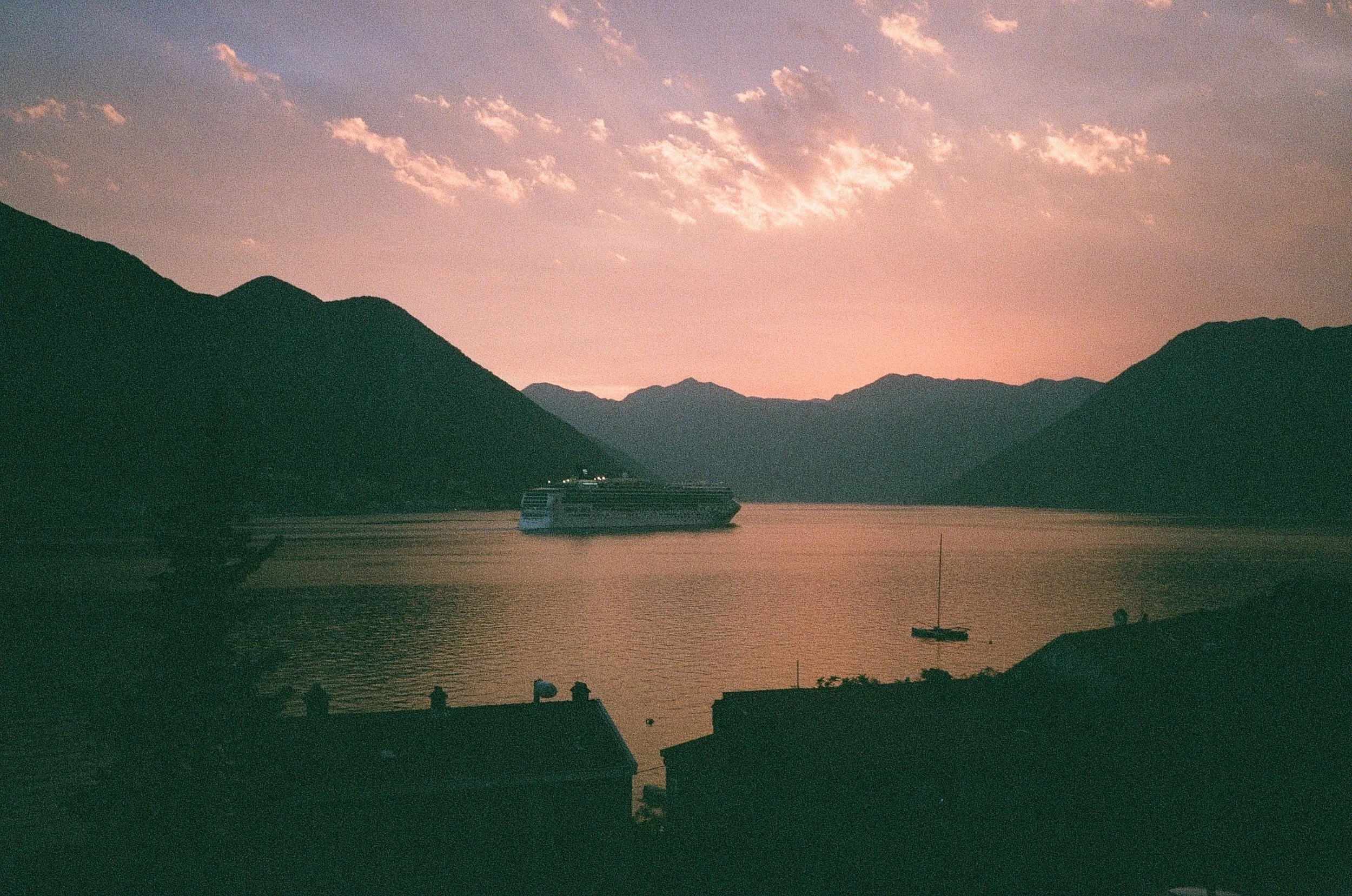 000098740020 - Copy.jpg