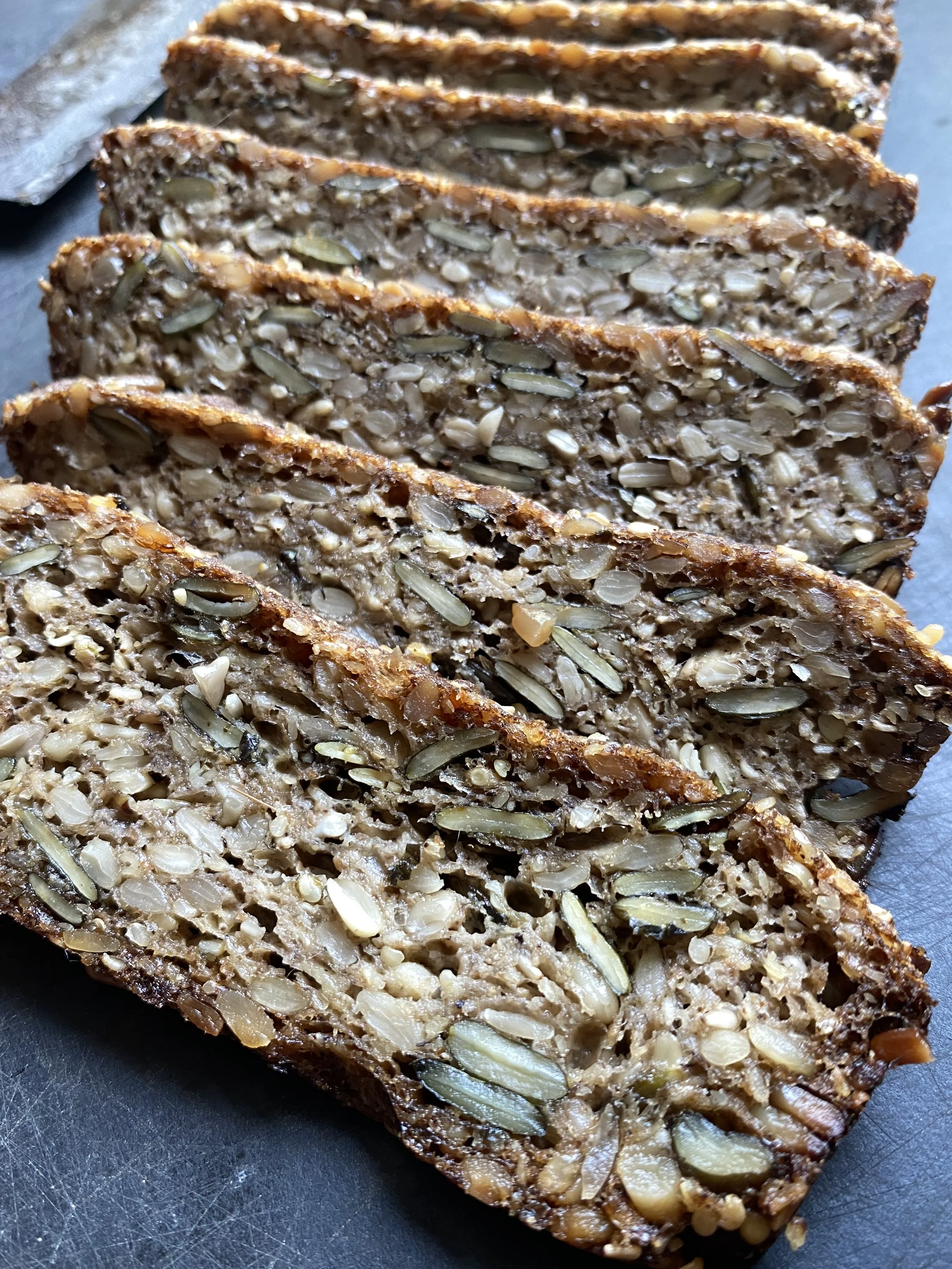 Pain aux graines1.JPG