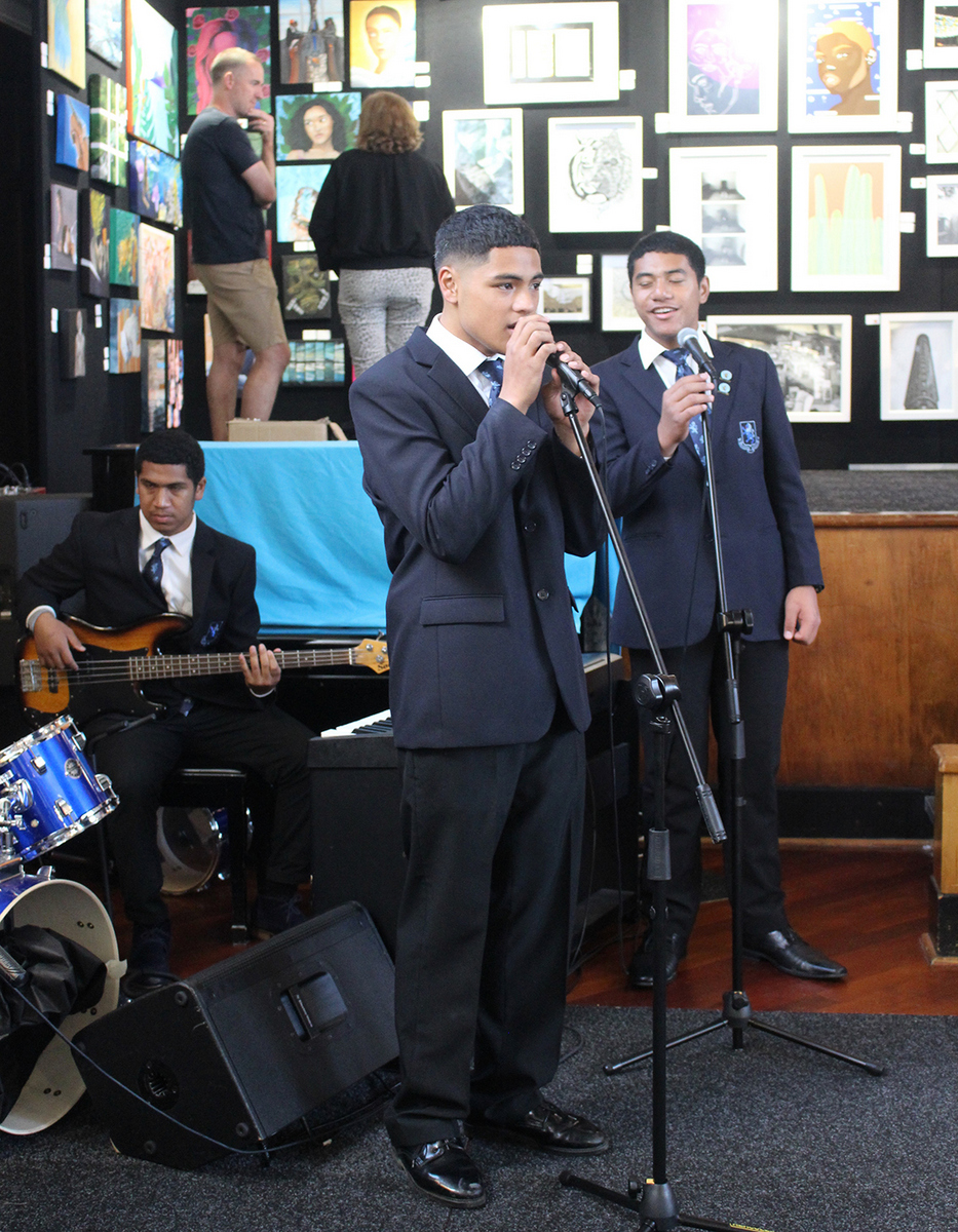 Performance1.JPG