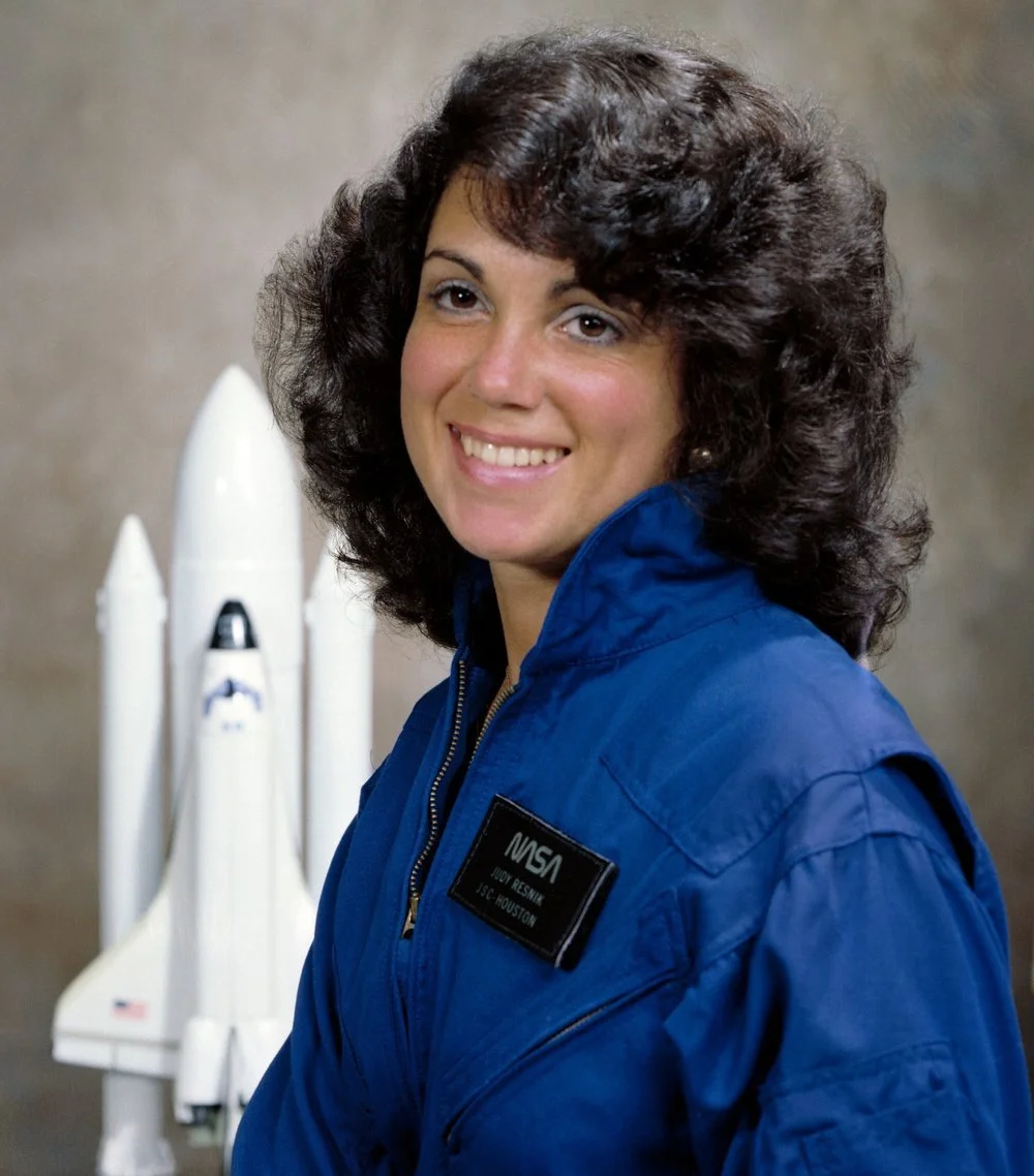 Judith_A._Resnik%2C_official_portrait_%28cropped%29.jpg