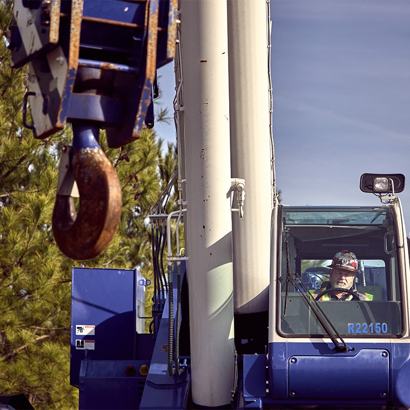 Tomahawk Crane & Rigging Tomahawk Crane & Rigging
