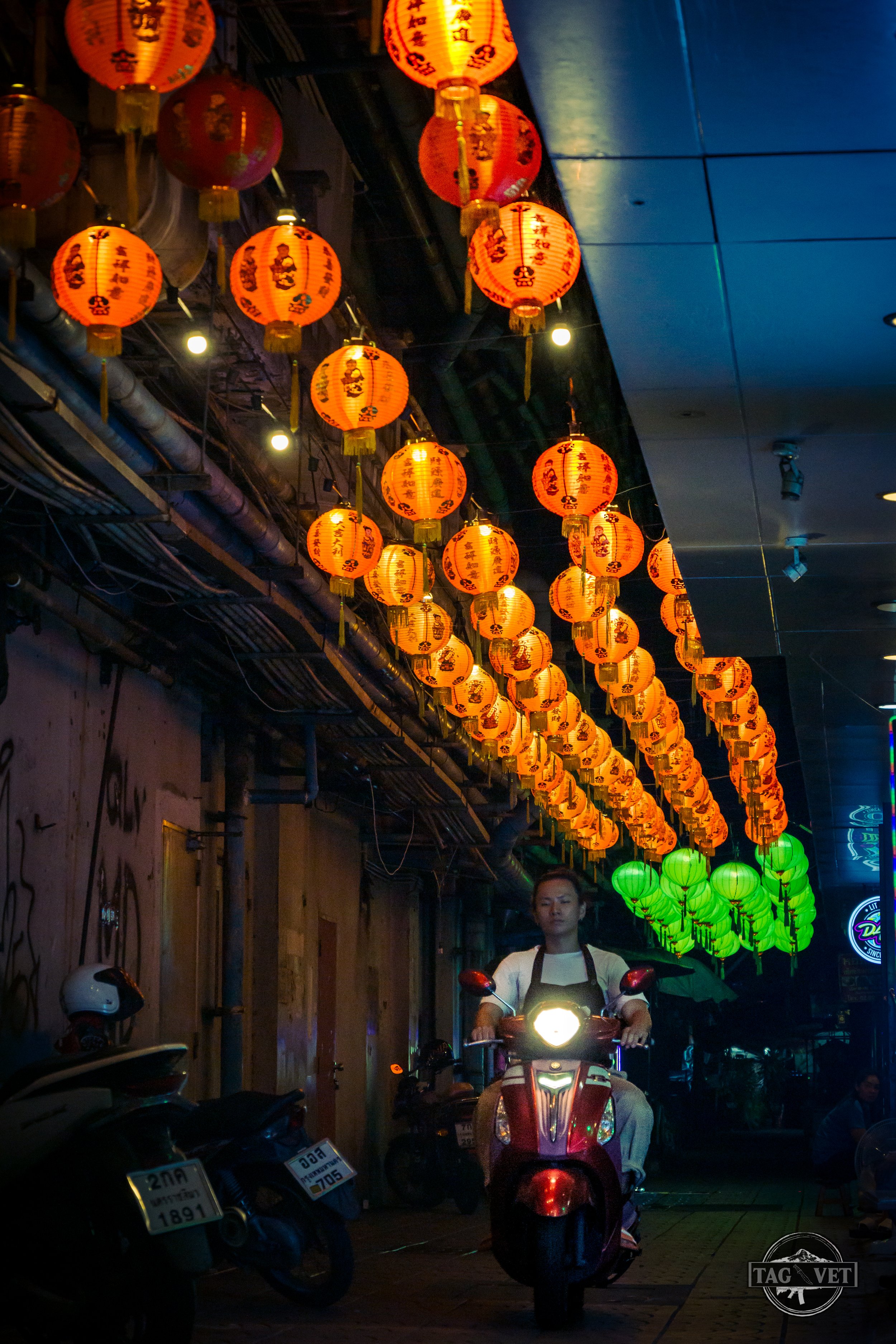 Scooter in Alleyway.jpg