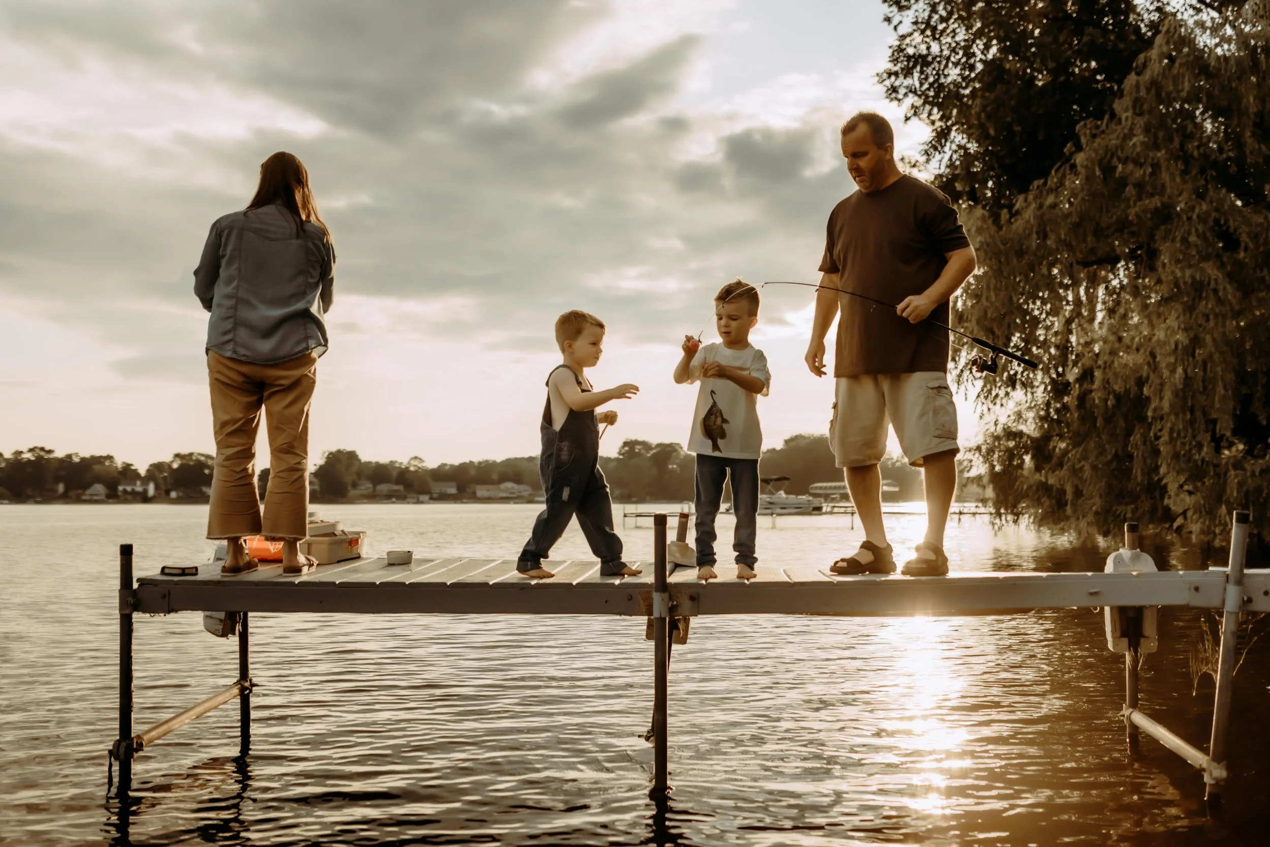 Why Candid Family Photos Capture Your True Story Better Than Posed Portraits.