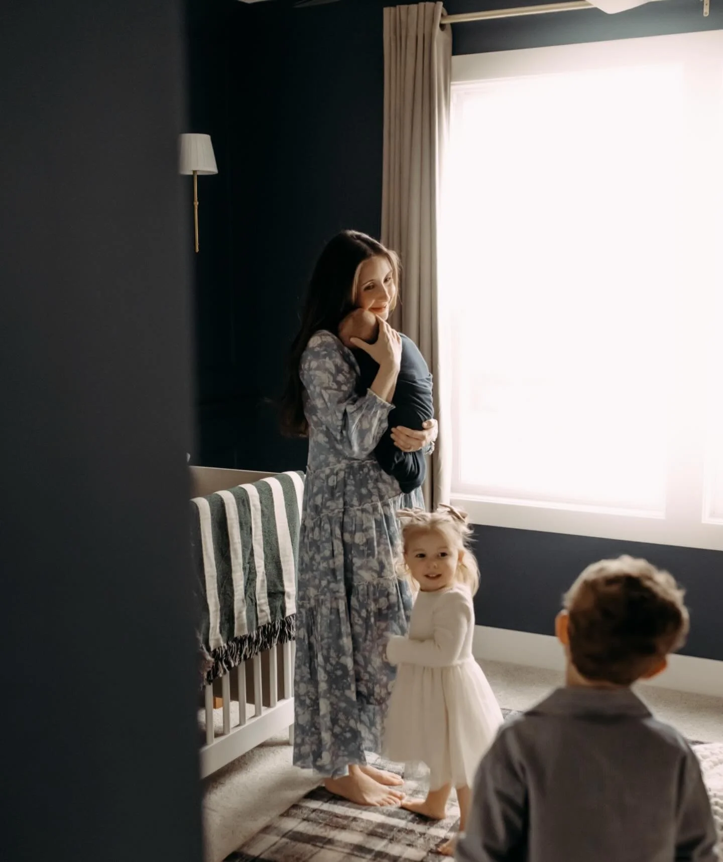 When you welcome a new baby into your home, it&rsquo;s always worth remembering. 🤍

It&rsquo;s worth remembering how much love big brother + big sister have for their new baby. How beautifully wild this stage of life is. It&rsquo;s worth remembering