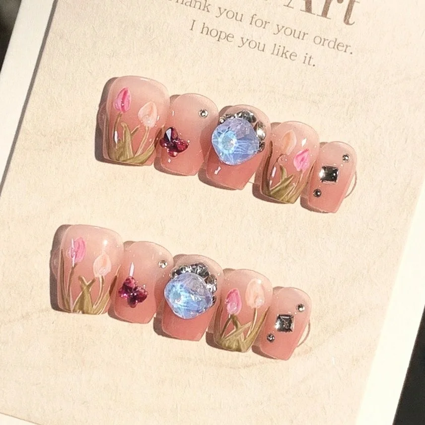 Tulip Bliss Short Square Cute Press On Nail
